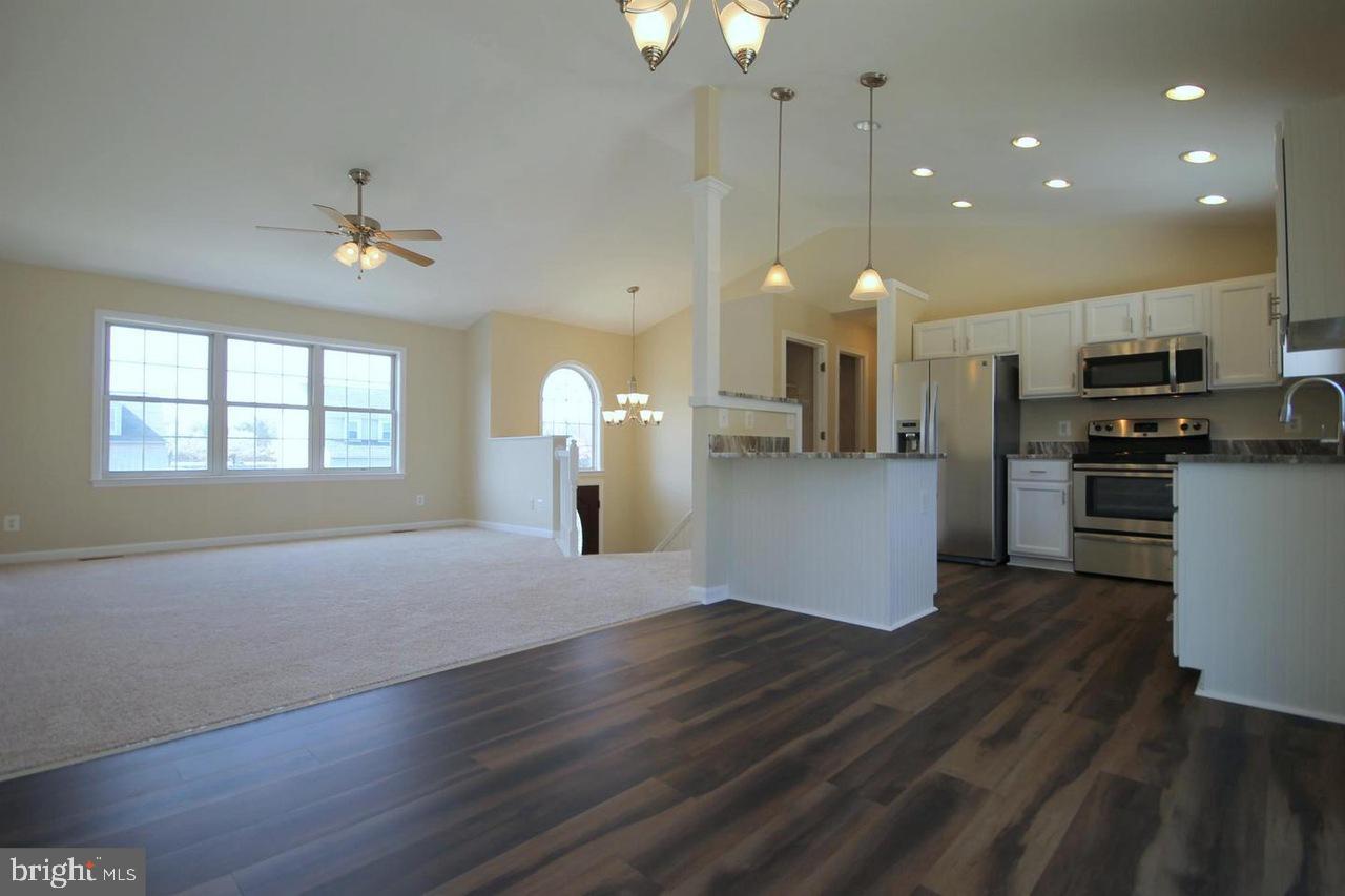 LANCASTER GATE - Residential Lease