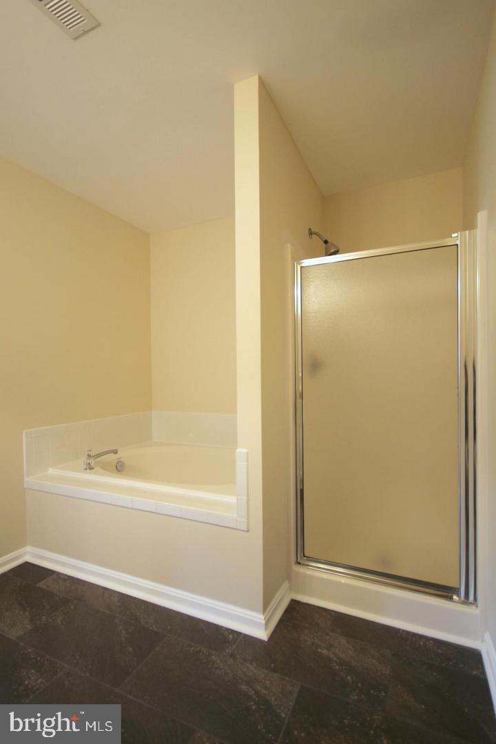 LANCASTER GATE - Residential Lease