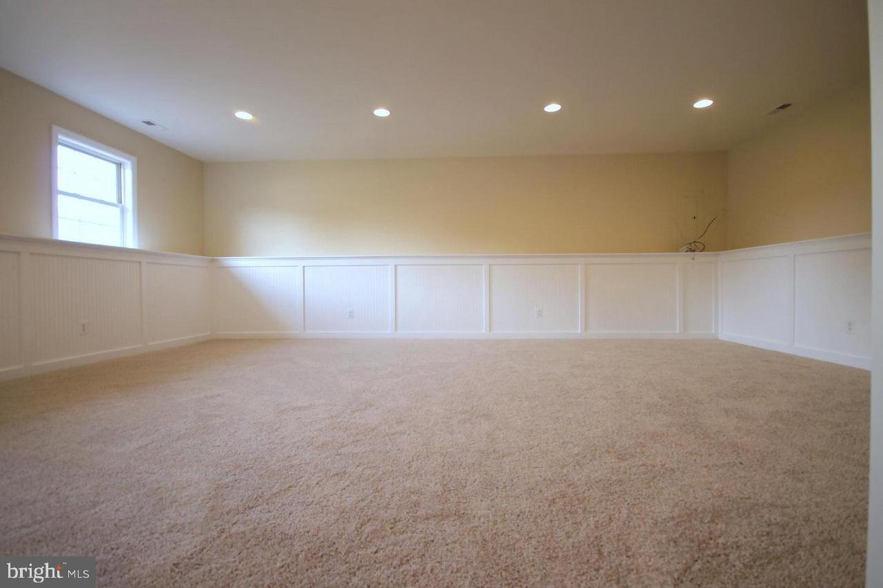 LANCASTER GATE - Residential Lease