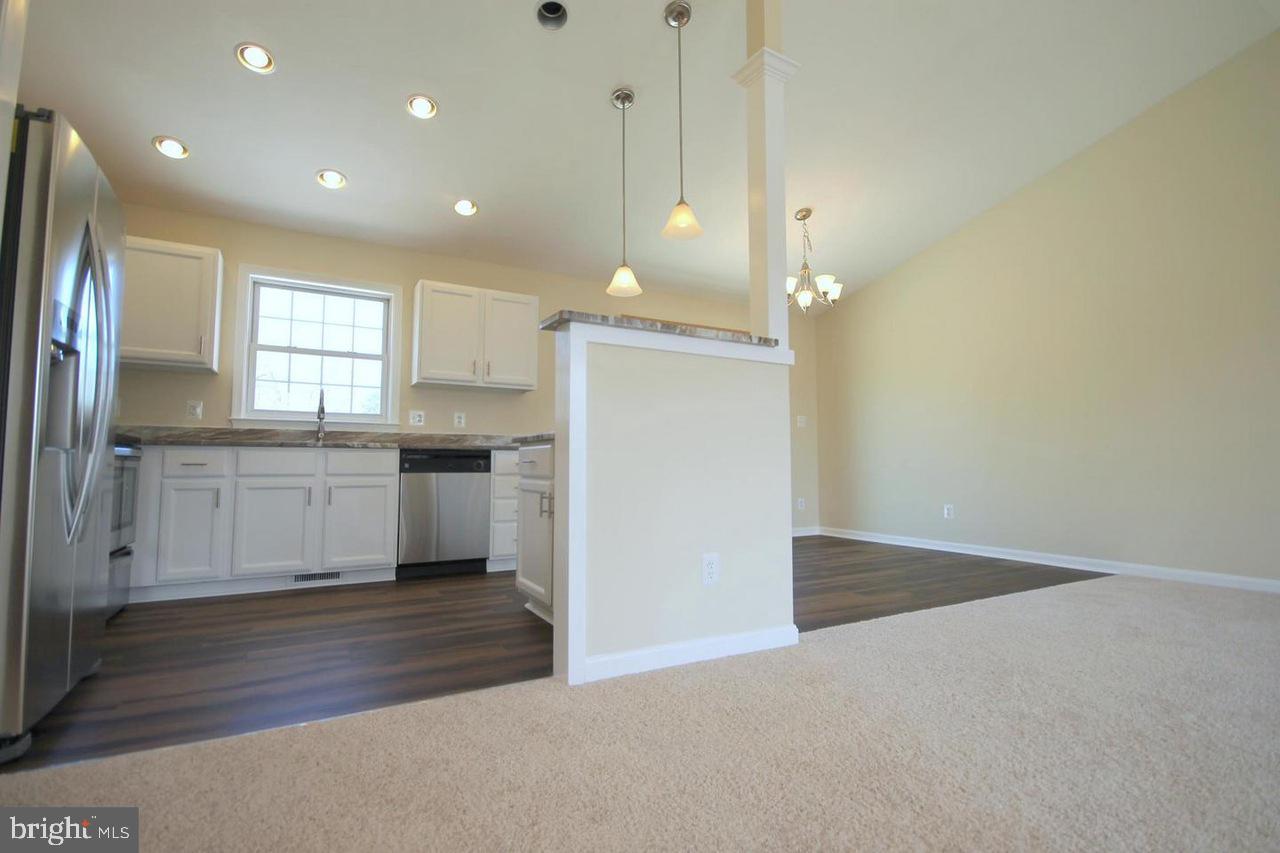 LANCASTER GATE - Residential Lease