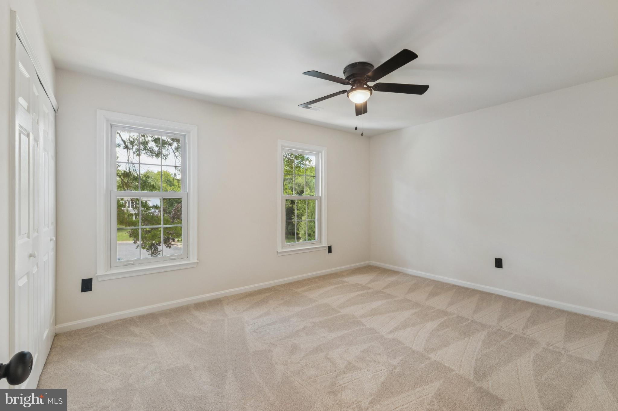 HAMPTON FOREST - Residential