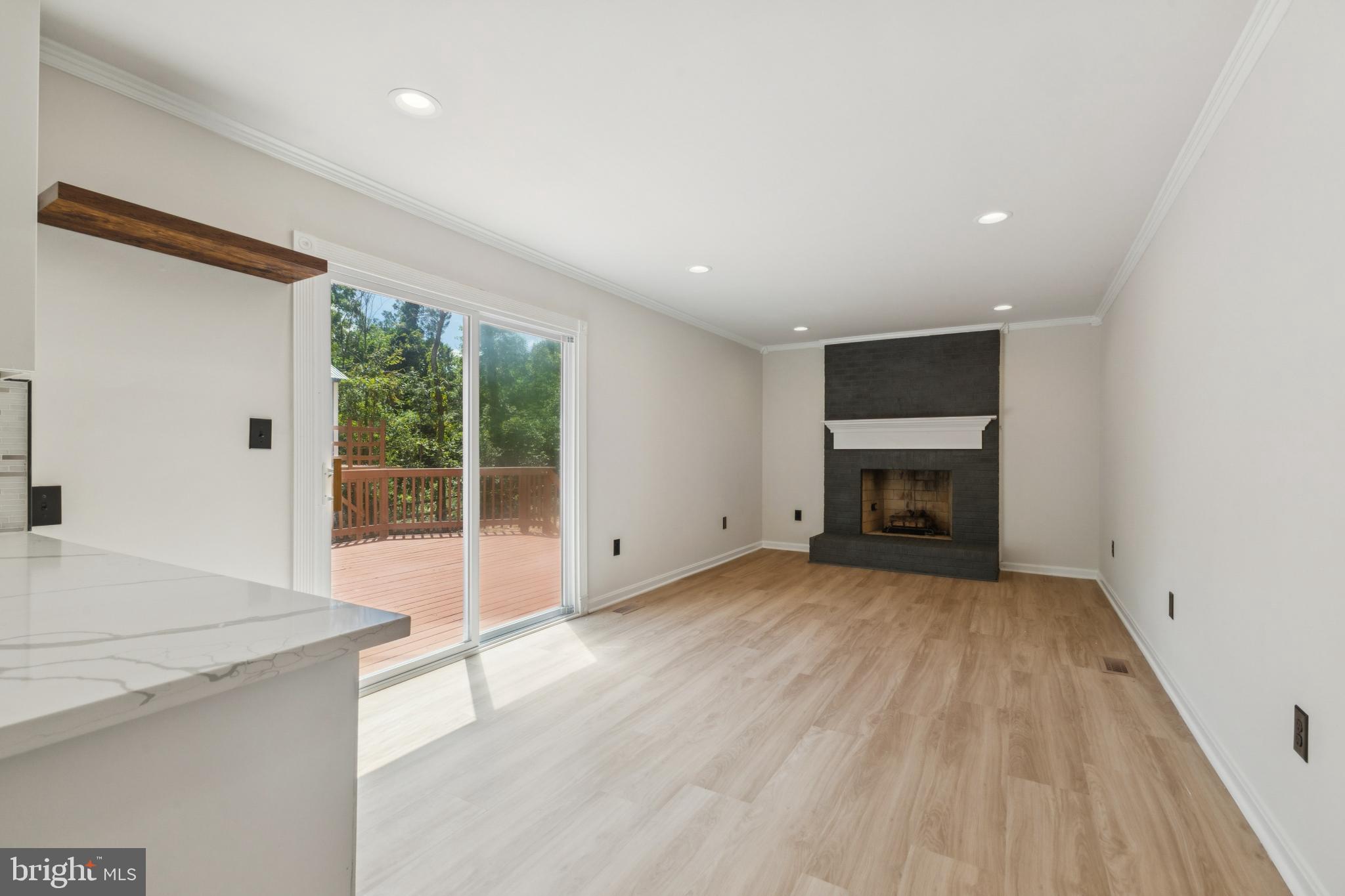 HAMPTON FOREST - Residential