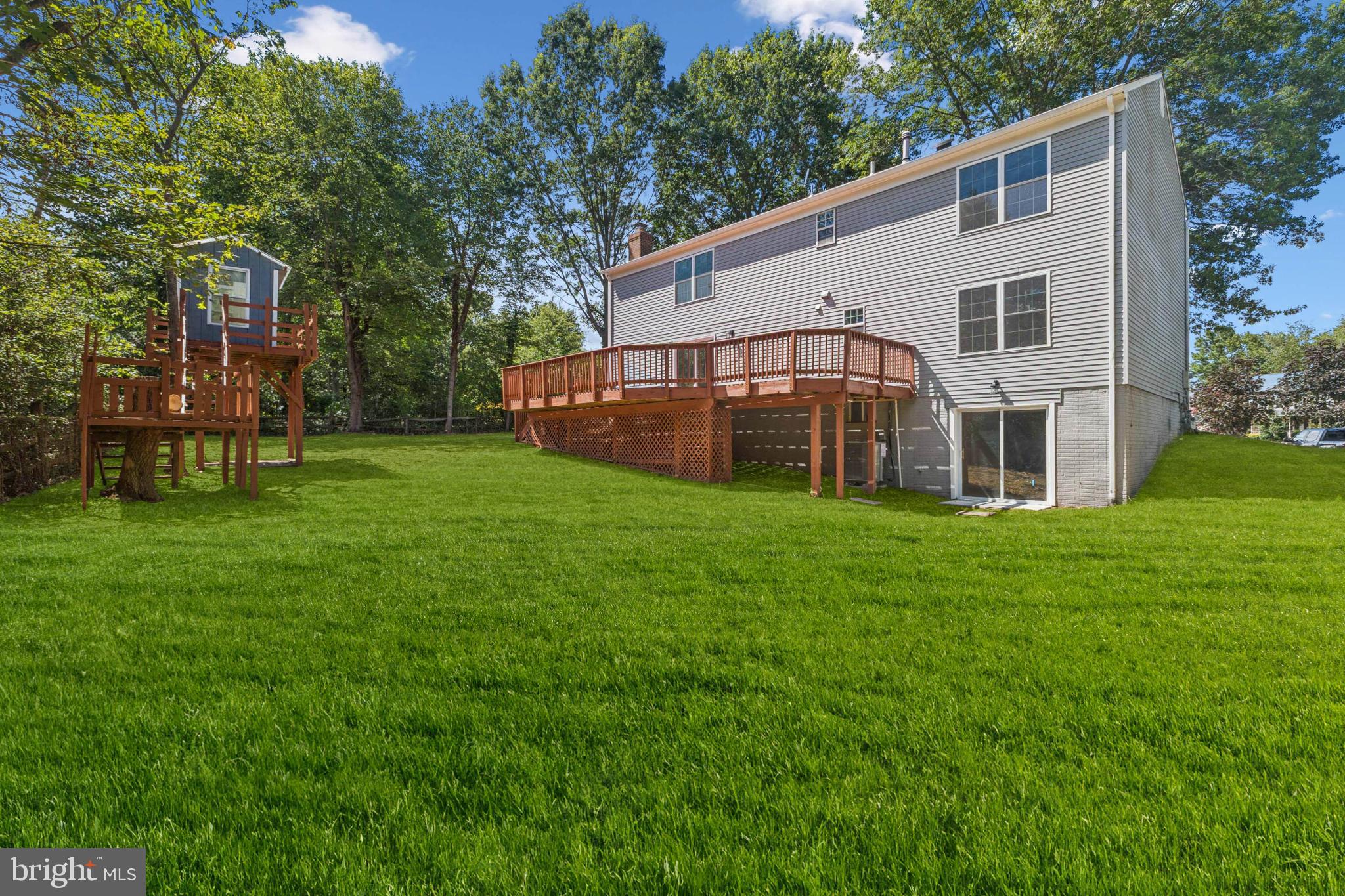 HAMPTON FOREST - Residential