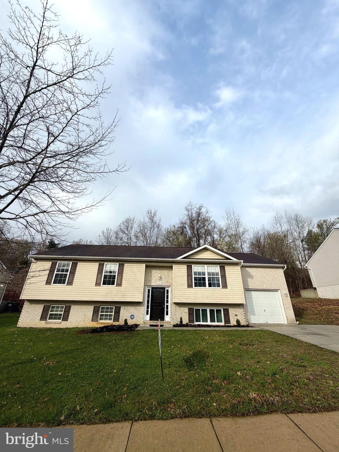 STRAWBERRY HILLS - Residential