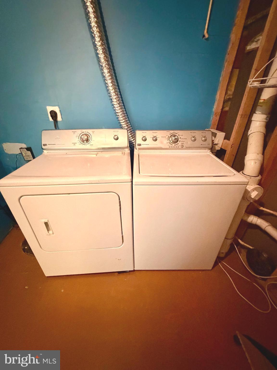 STRAWBERRY HILLS - Residential