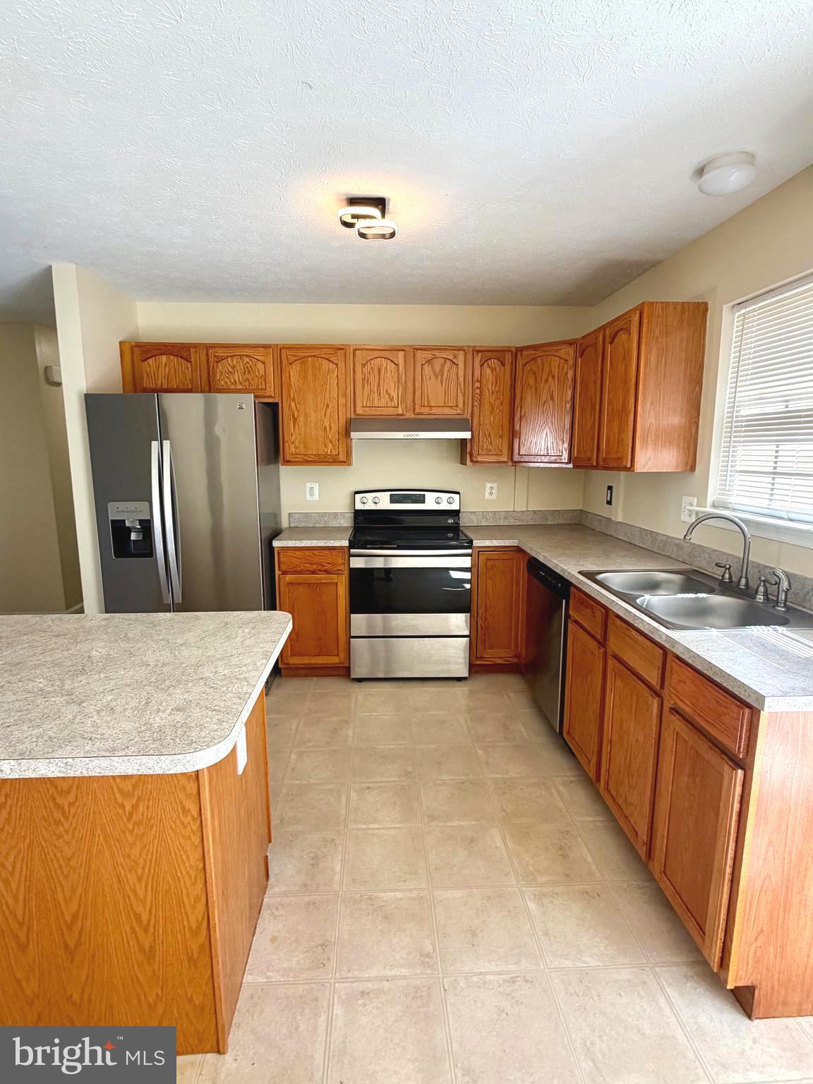 STRAWBERRY HILLS - Residential