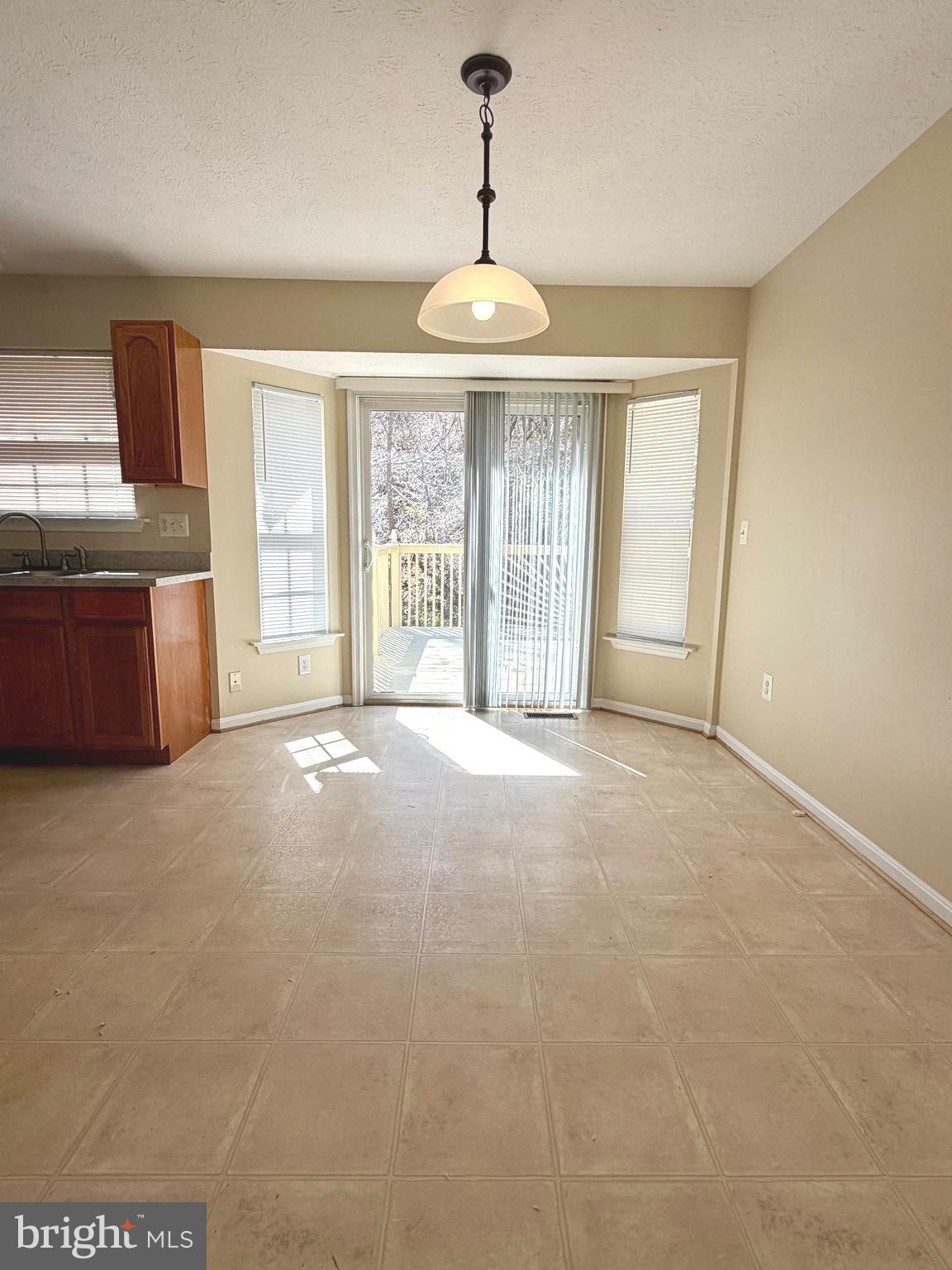 STRAWBERRY HILLS - Residential