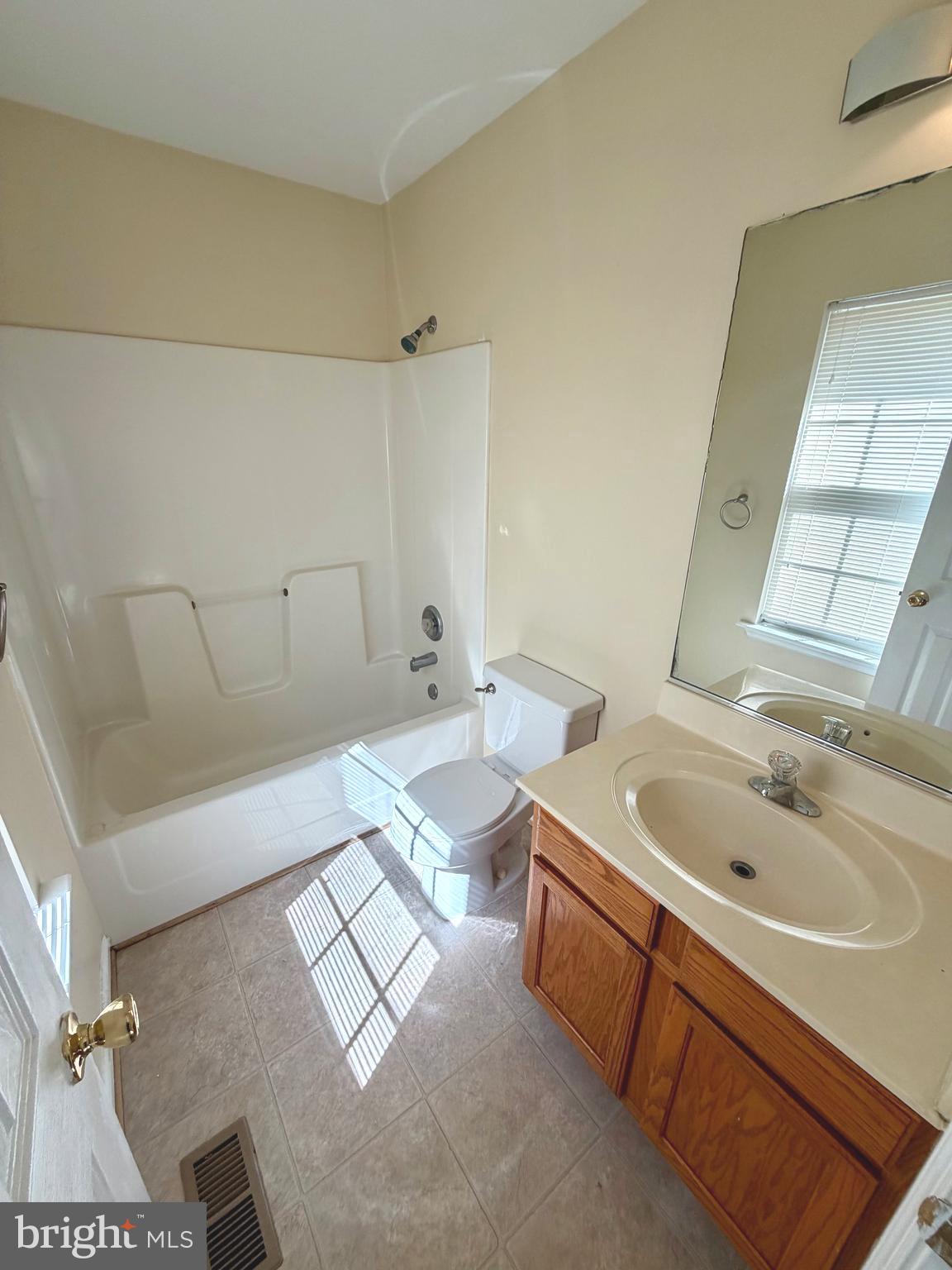 STRAWBERRY HILLS - Residential