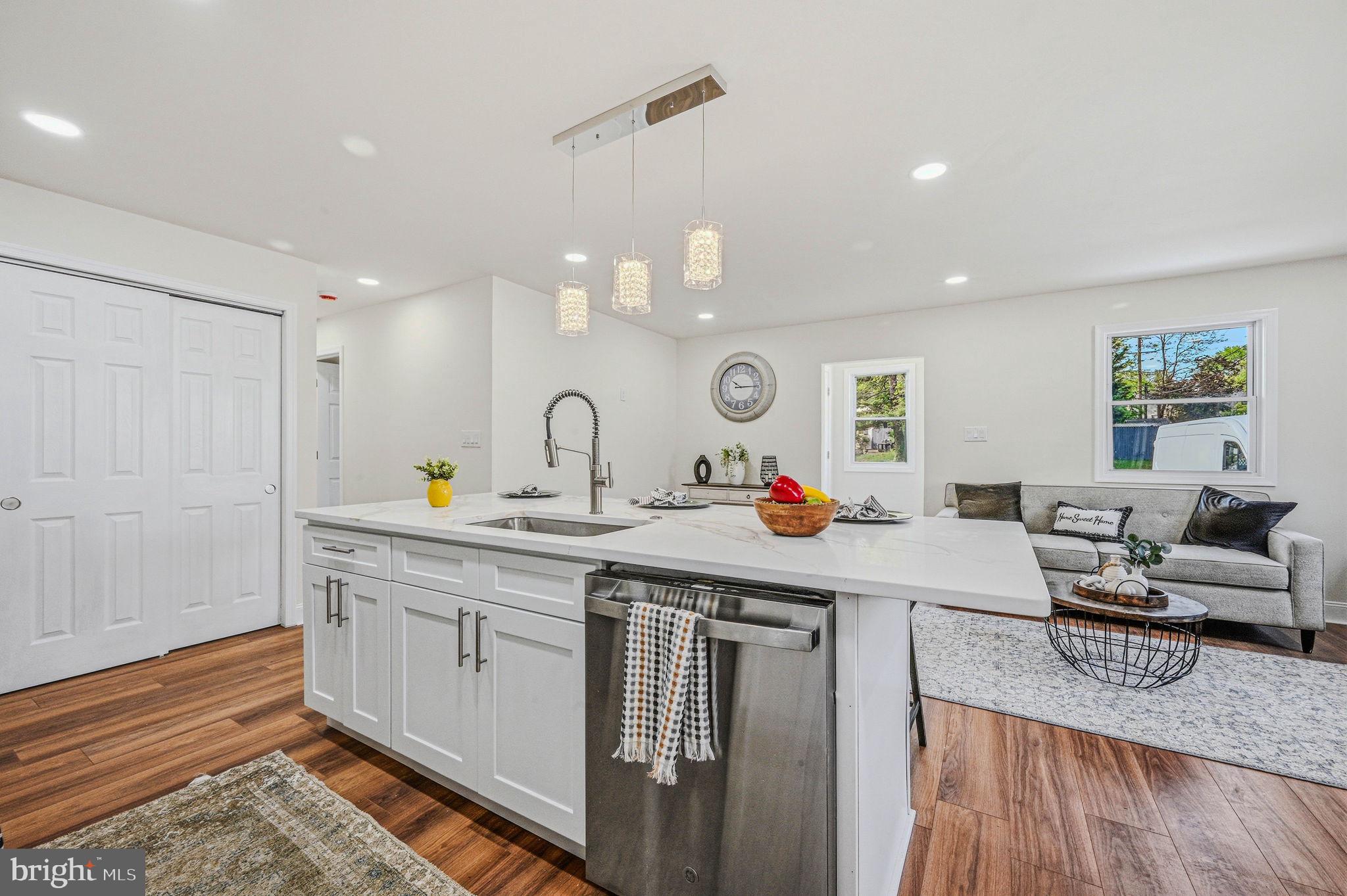 MANOR PARK - Residential