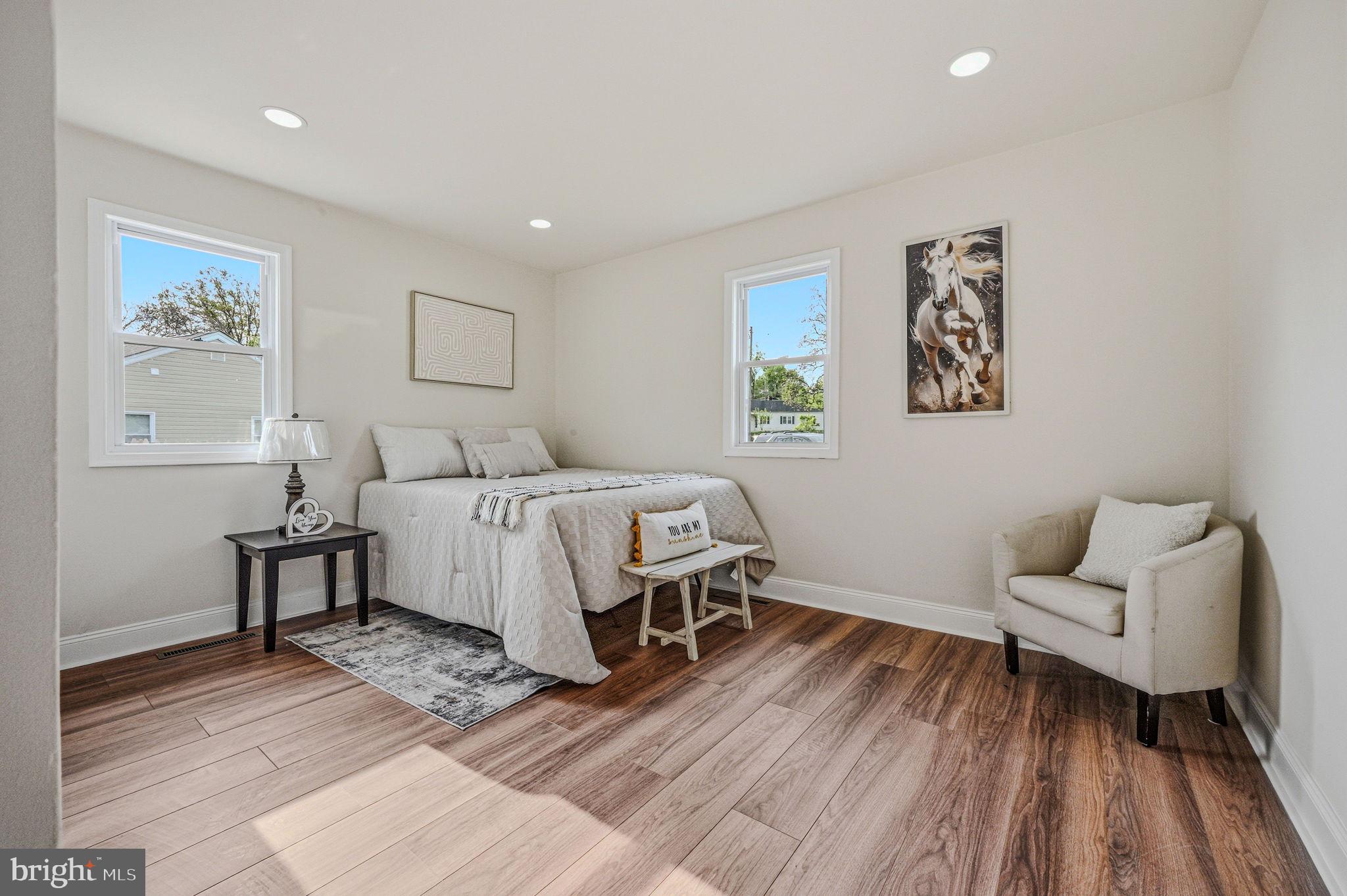 MANOR PARK - Residential