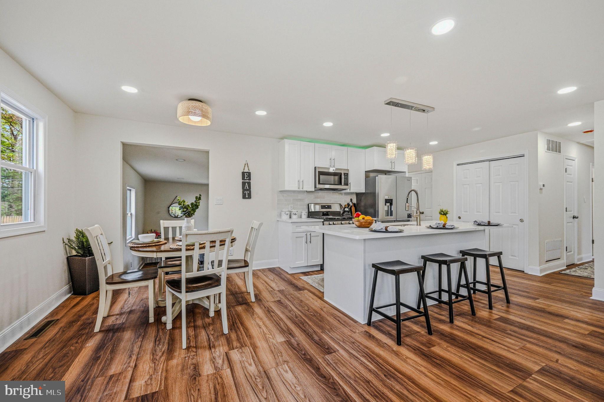 MANOR PARK - Residential