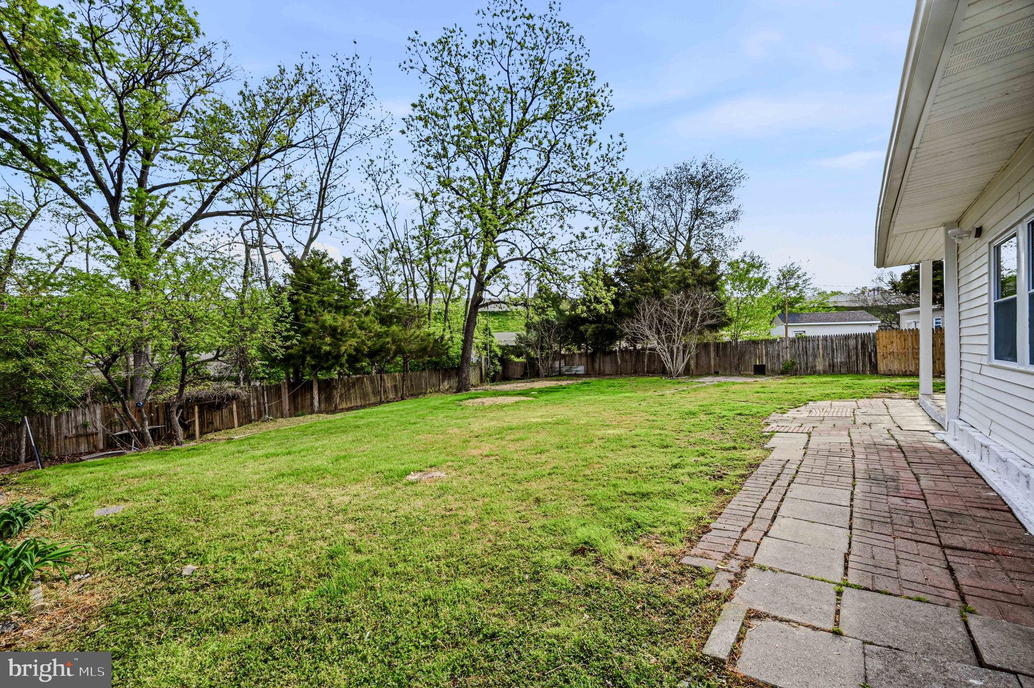 MANOR PARK - Residential