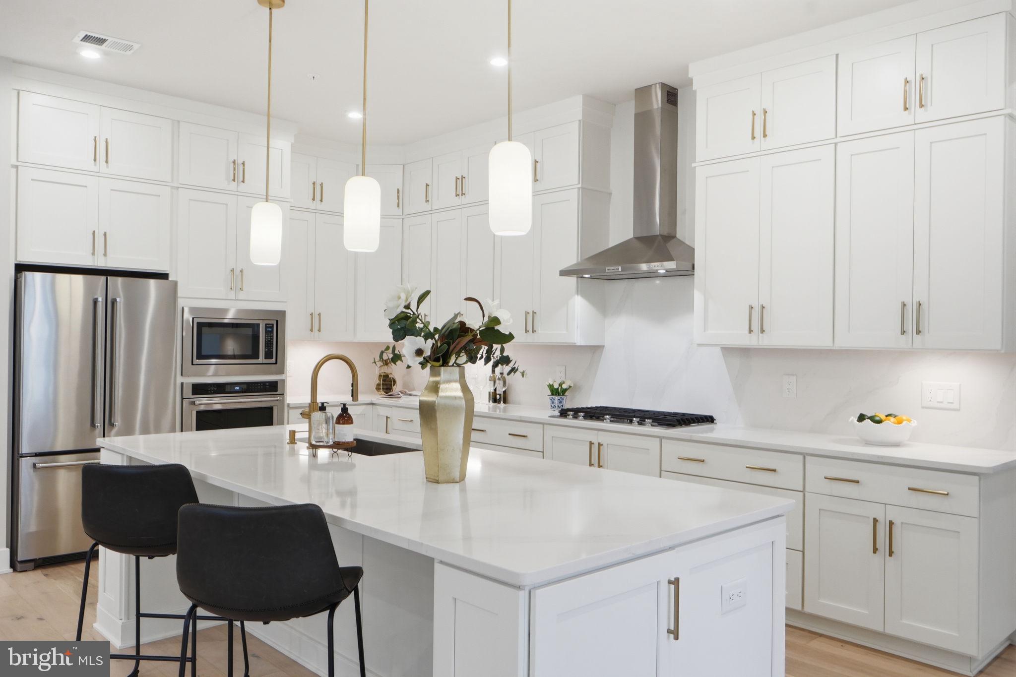 METRO WALK AT MOOREFIELD STATION - Residential