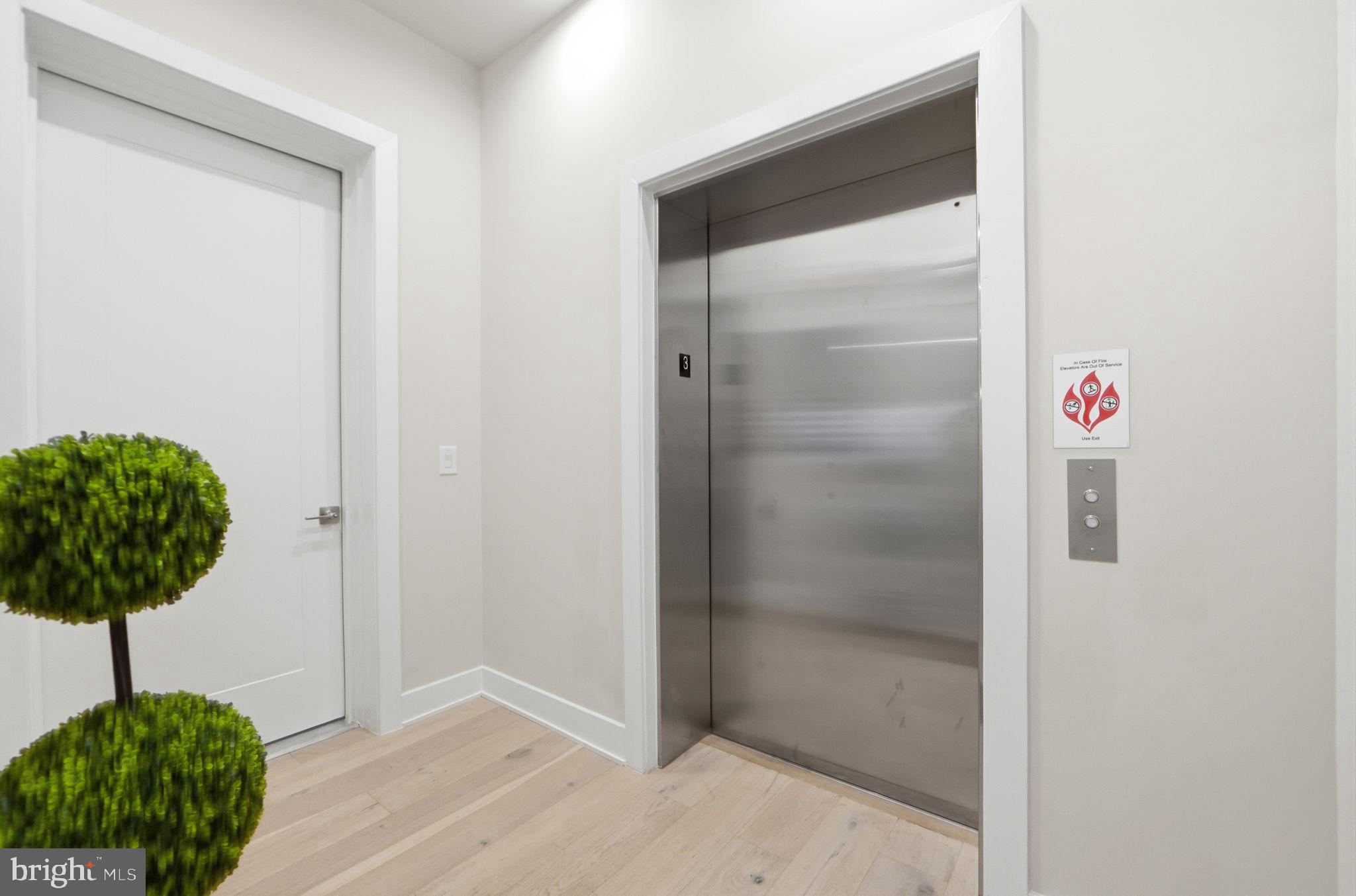 METRO WALK AT MOOREFIELD STATION - Residential