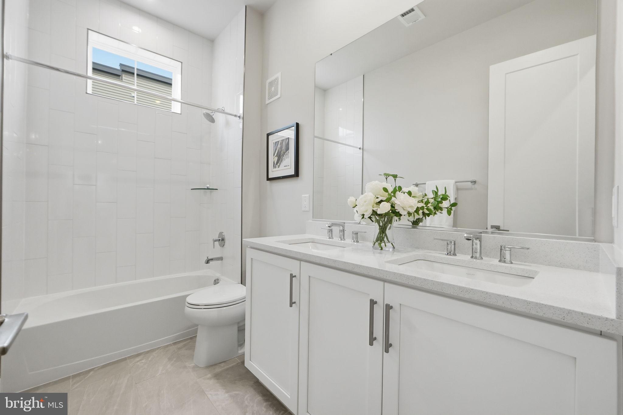 METRO WALK AT MOOREFIELD STATION - Residential