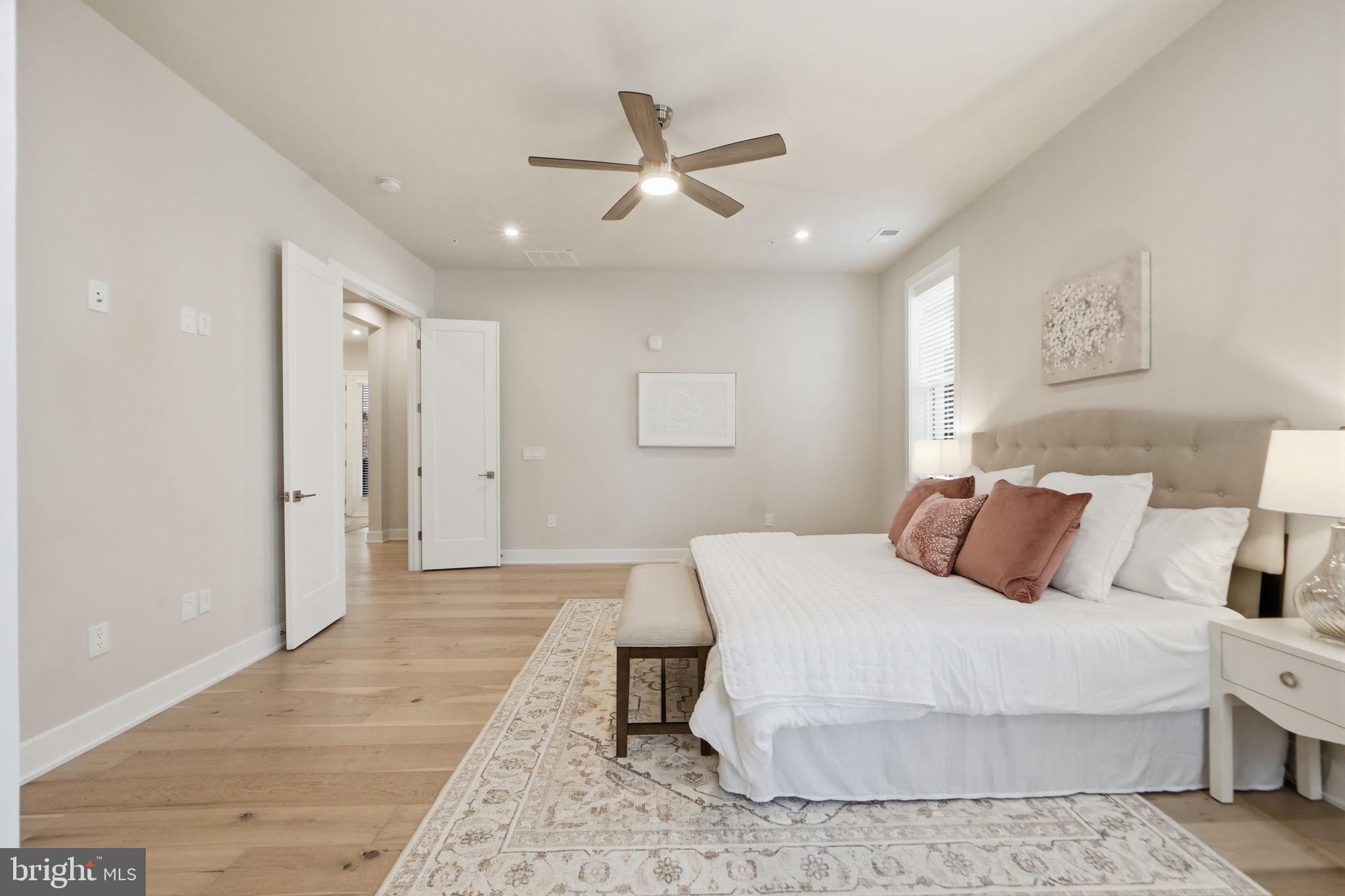 METRO WALK AT MOOREFIELD STATION - Residential