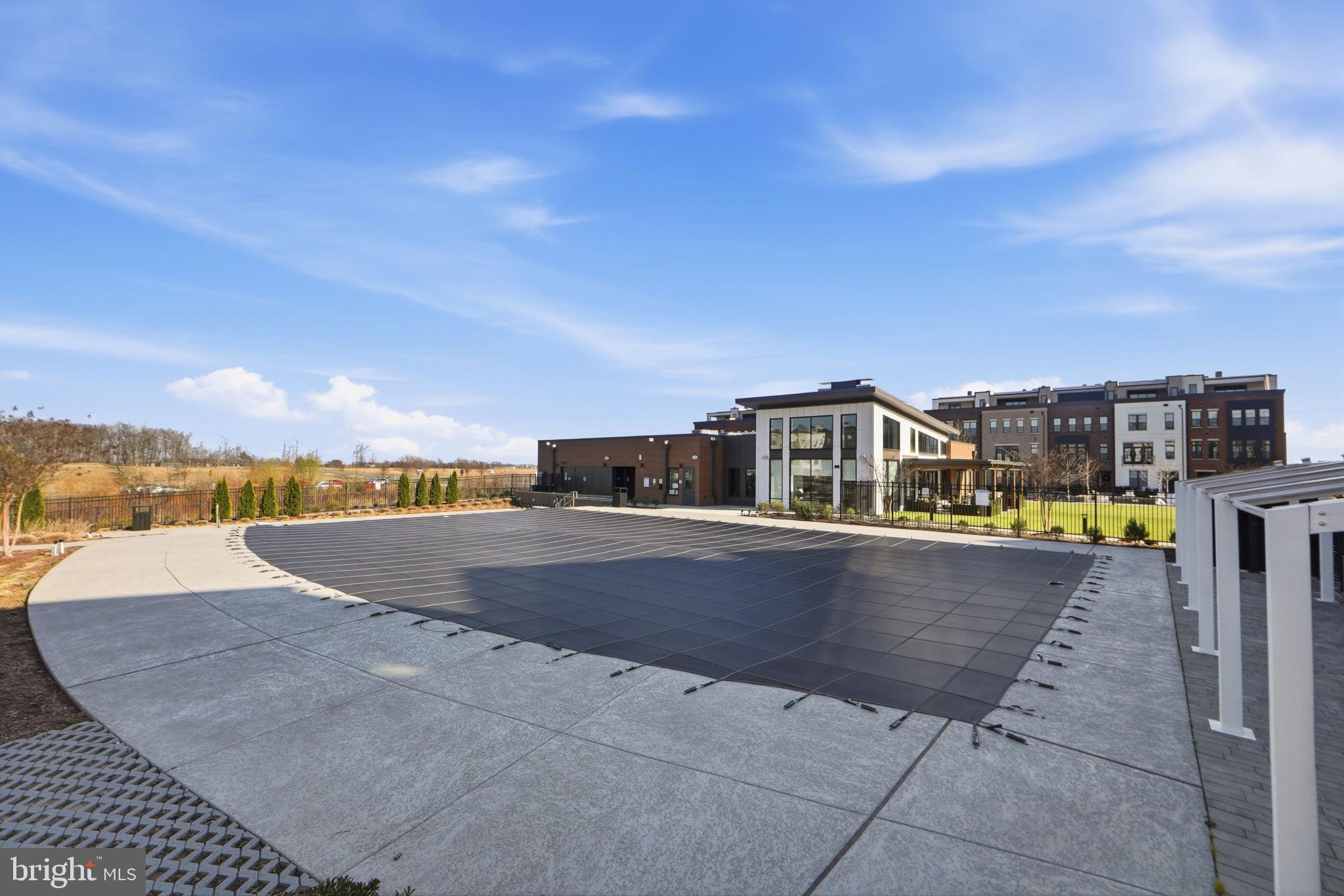 METRO WALK AT MOOREFIELD STATION - Residential