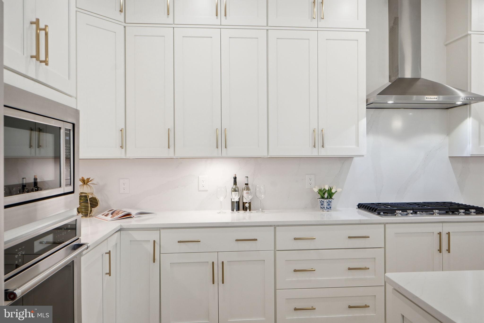 METRO WALK AT MOOREFIELD STATION - Residential