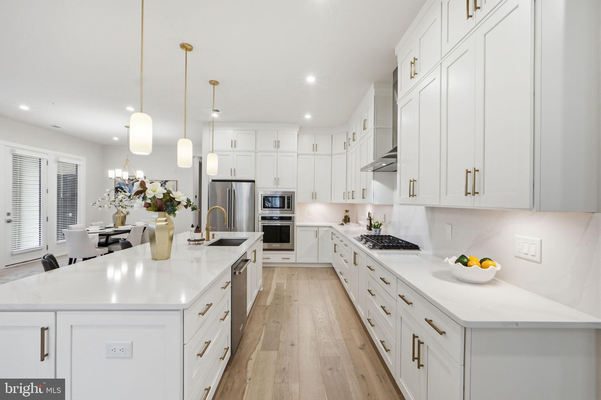 METRO WALK AT MOOREFIELD STATION - Residential