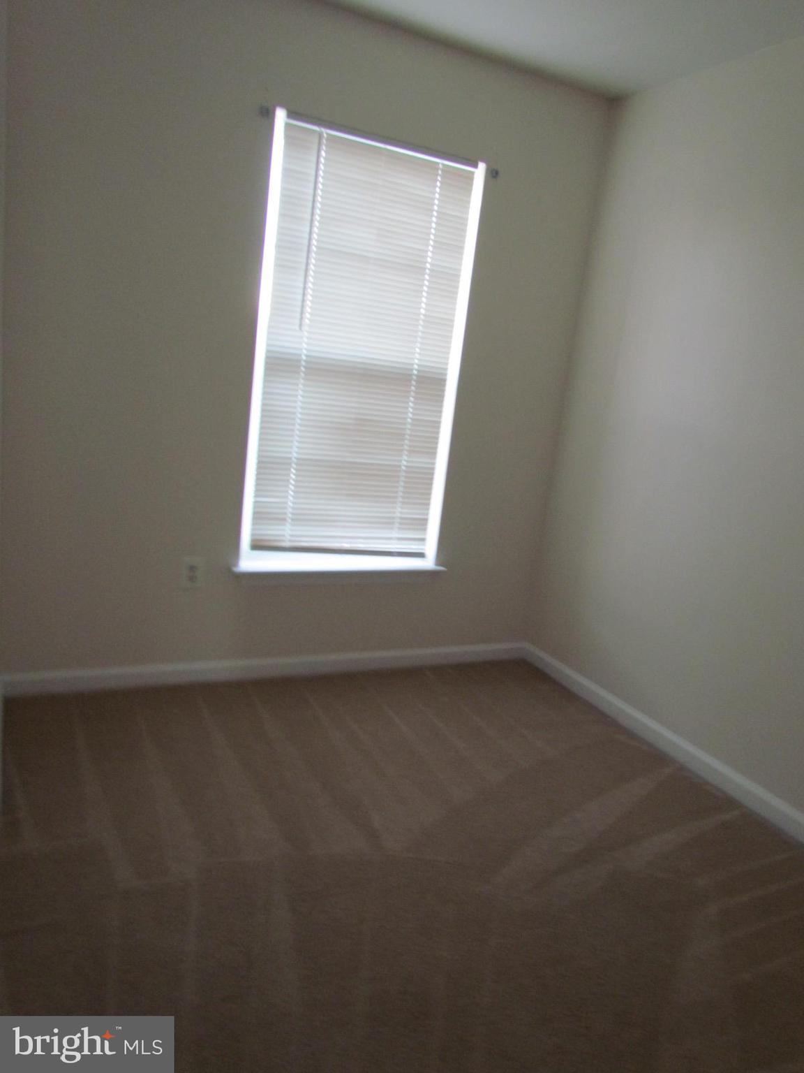 WESTBURY PUB - Residential Lease