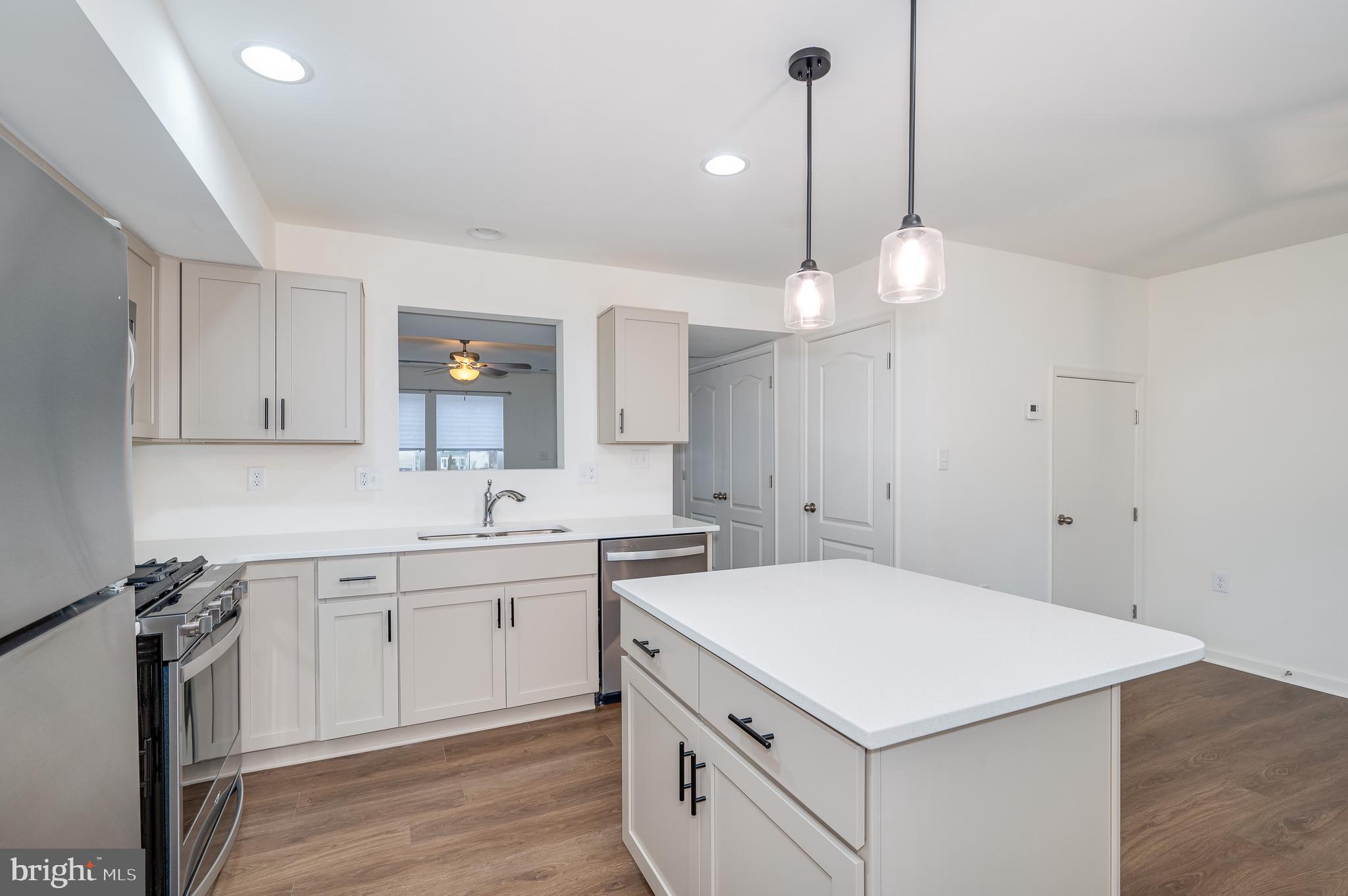 ARCHERS ROCK - Residential Lease