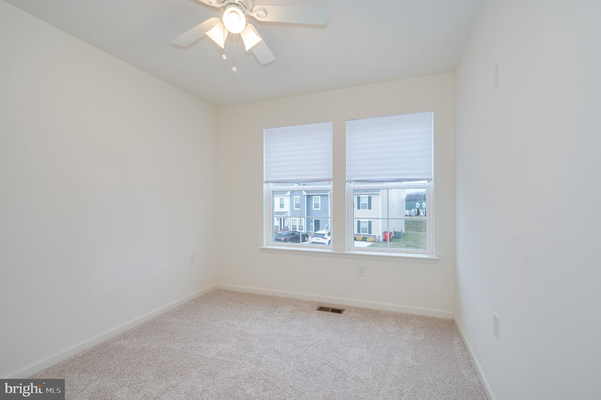 ARCHERS ROCK - Residential Lease