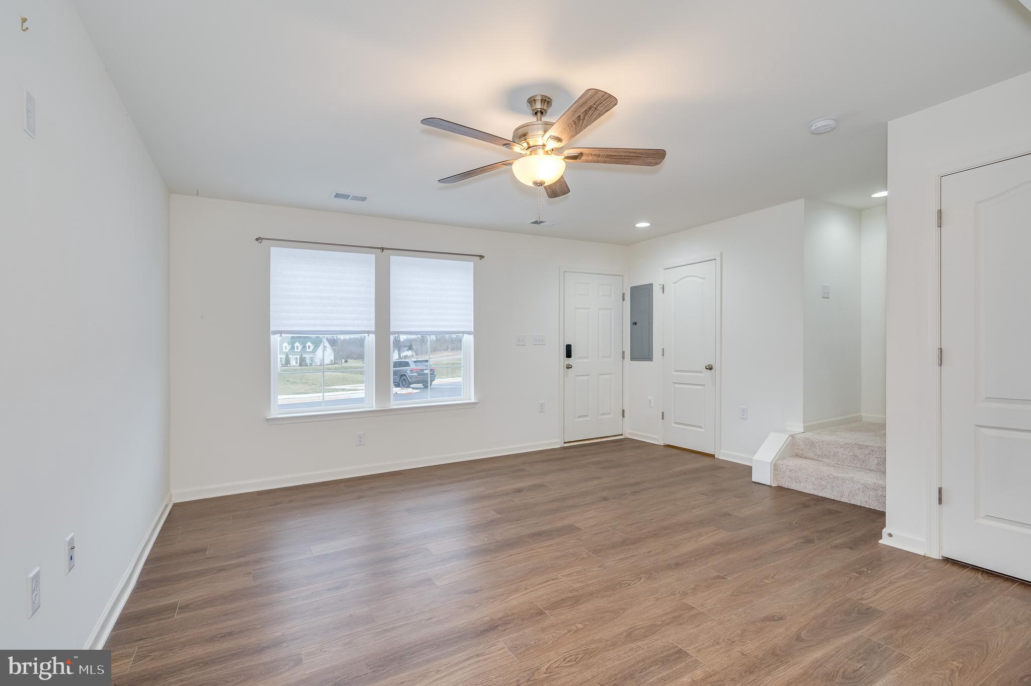 ARCHERS ROCK - Residential Lease