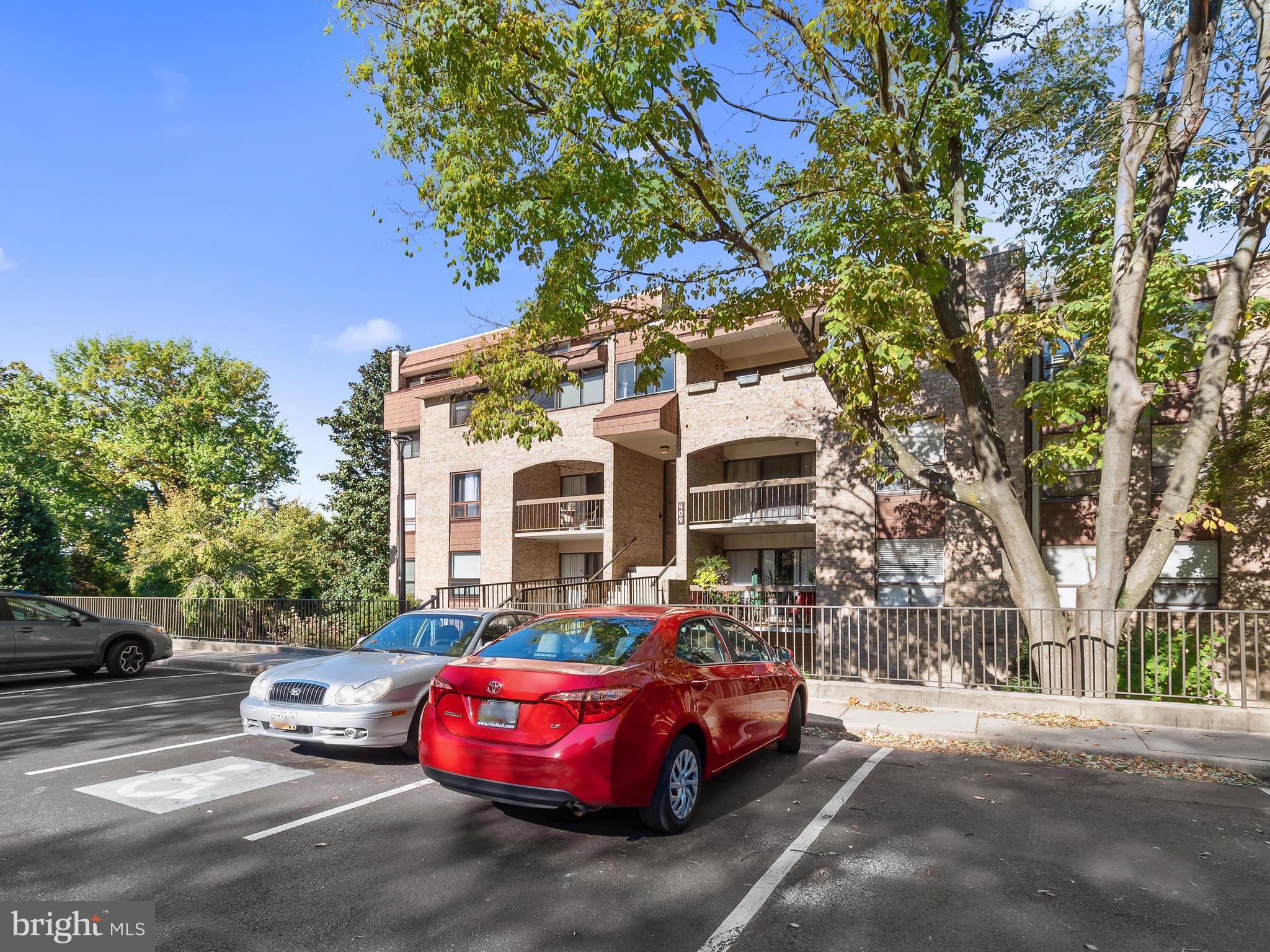 HYDE PARK - Residential