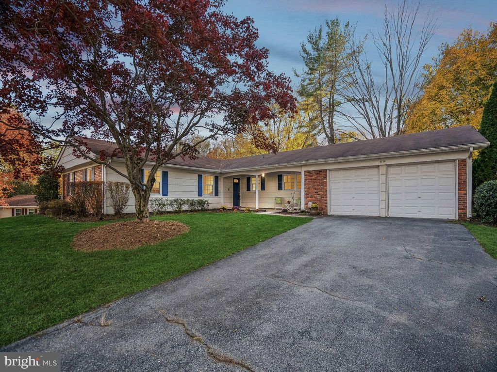 Photo of 5134 West Running Brook Road, COLUMBIA, MD 21044 (MLS # MDHW2061094)