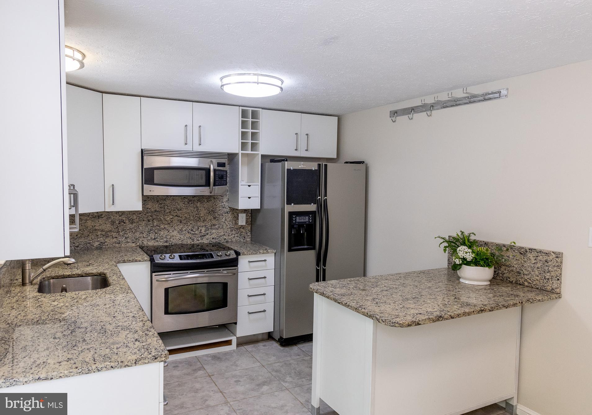 WETHERSFIELD - Residential