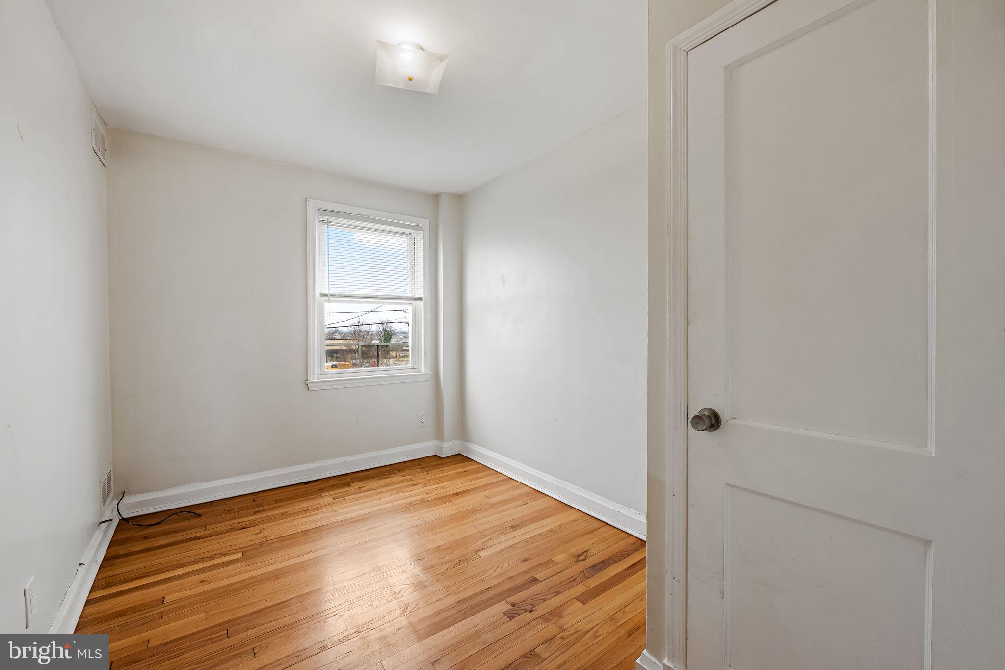 BELAIR-EDISON - Residential