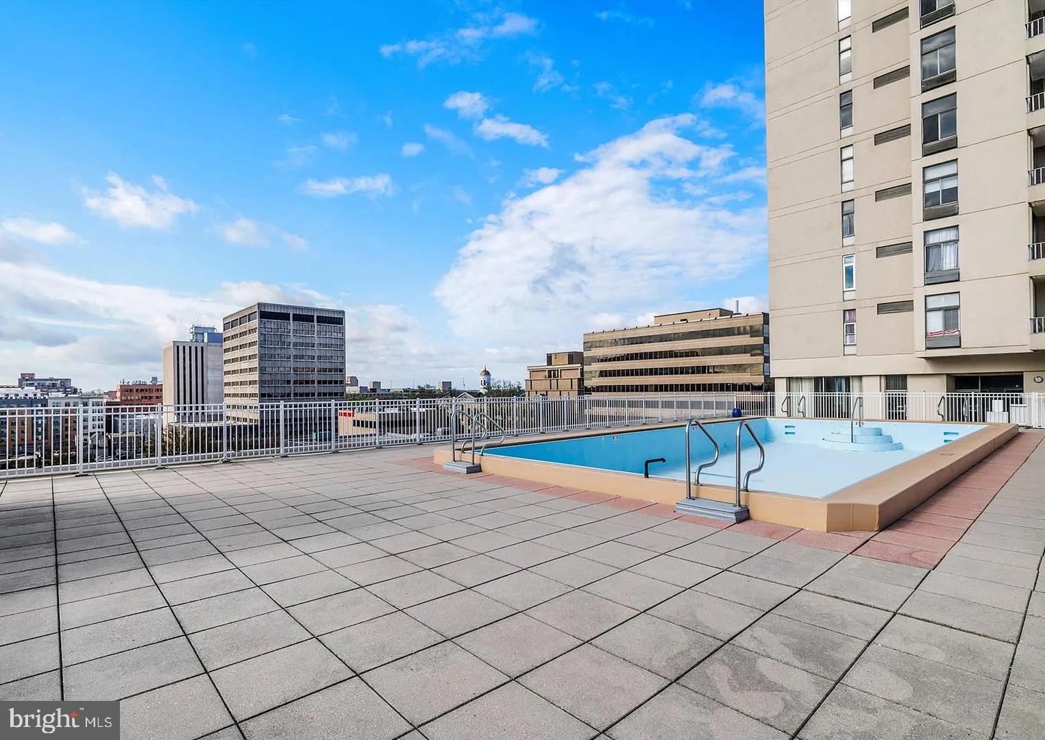 PENTHOUSE - Residential Lease