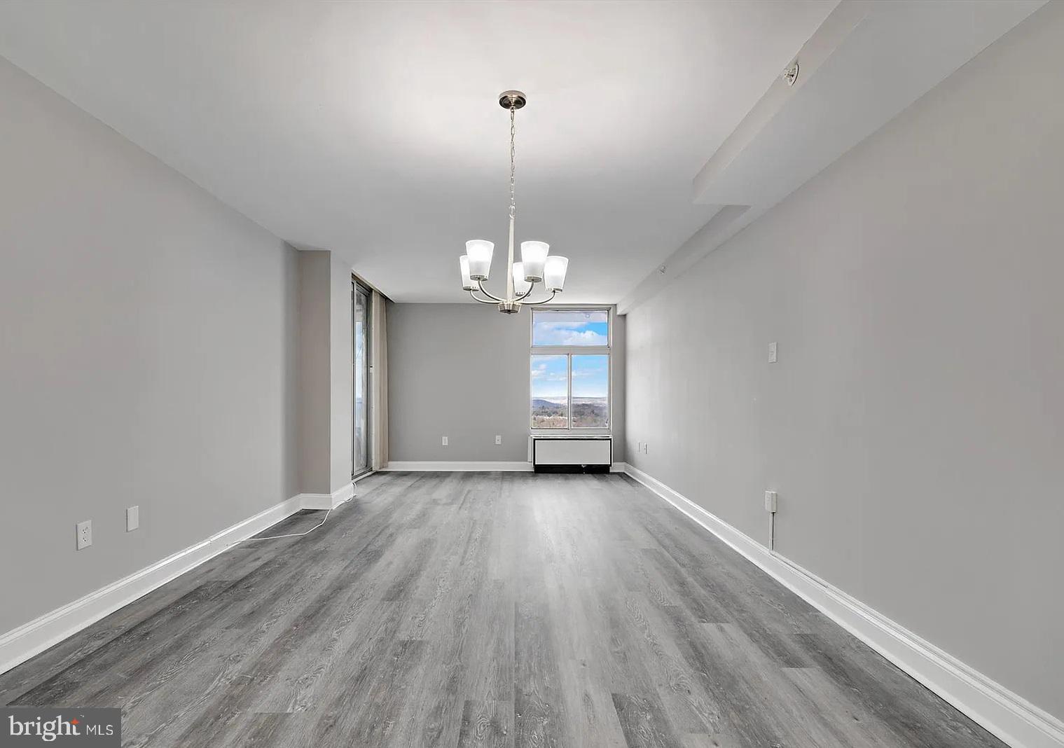 PENTHOUSE - Residential Lease