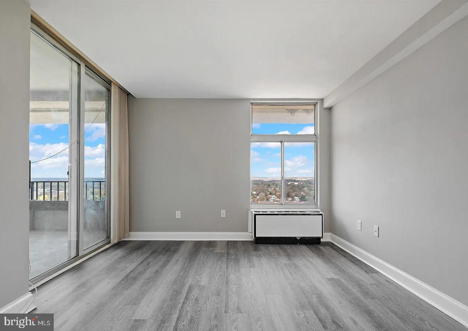 PENTHOUSE - Residential Lease