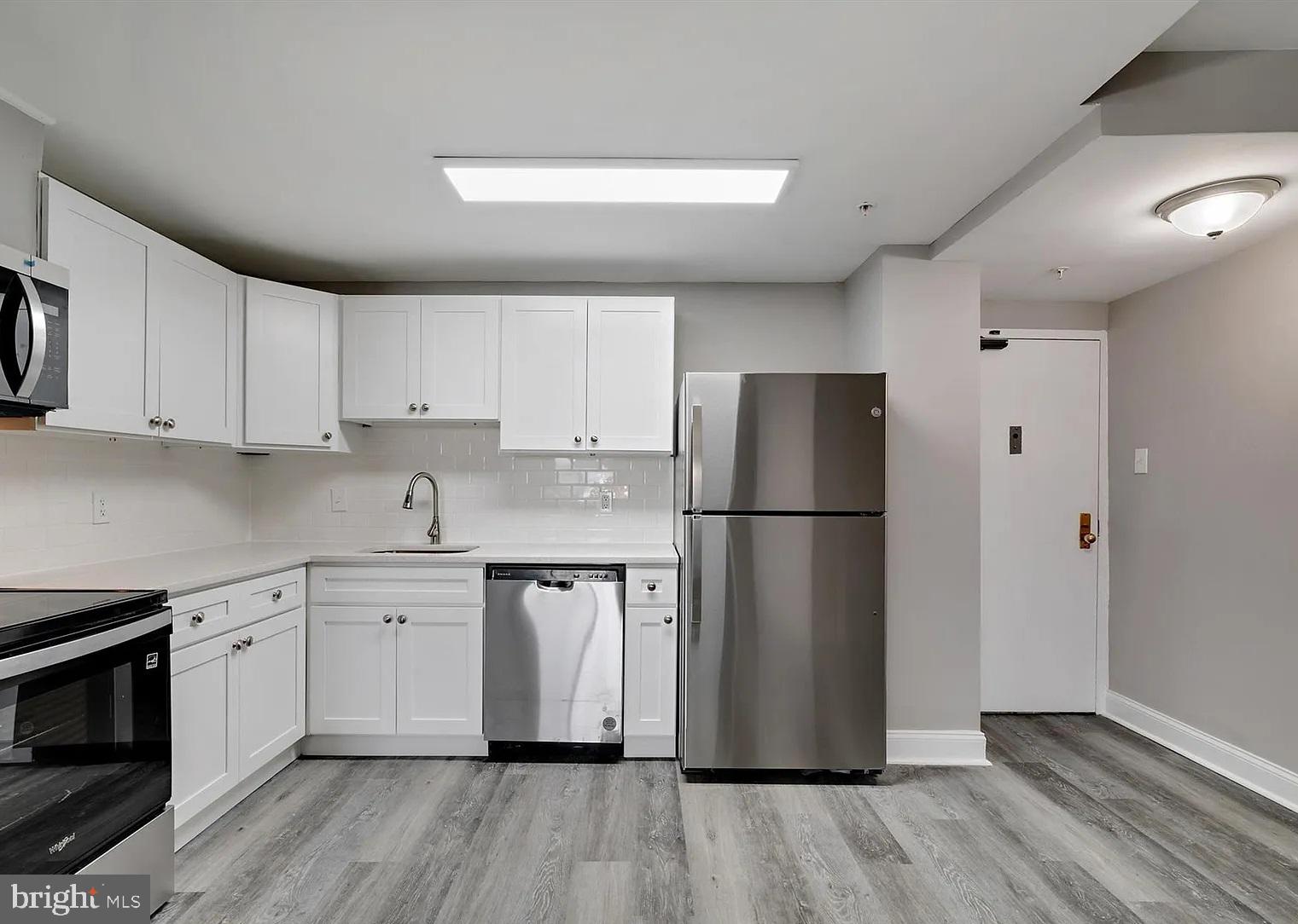 28 ALLEGHENY AVENUE 2502