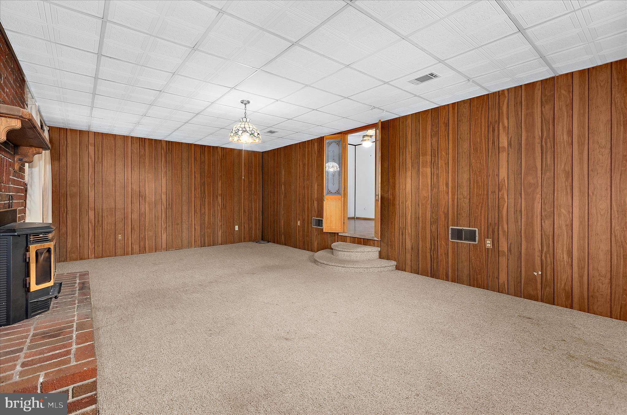 CLEARVIEW VILLAGE - Residential