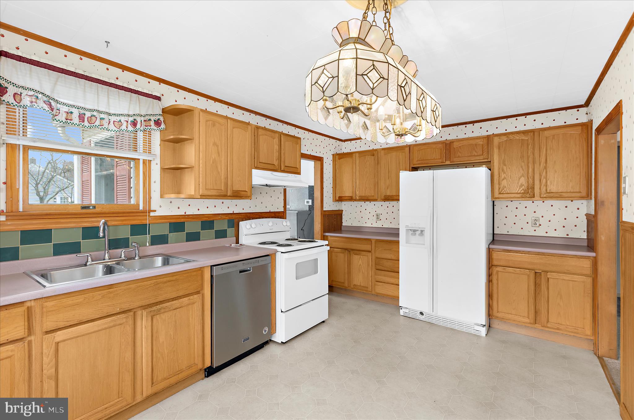 CLEARVIEW VILLAGE - Residential