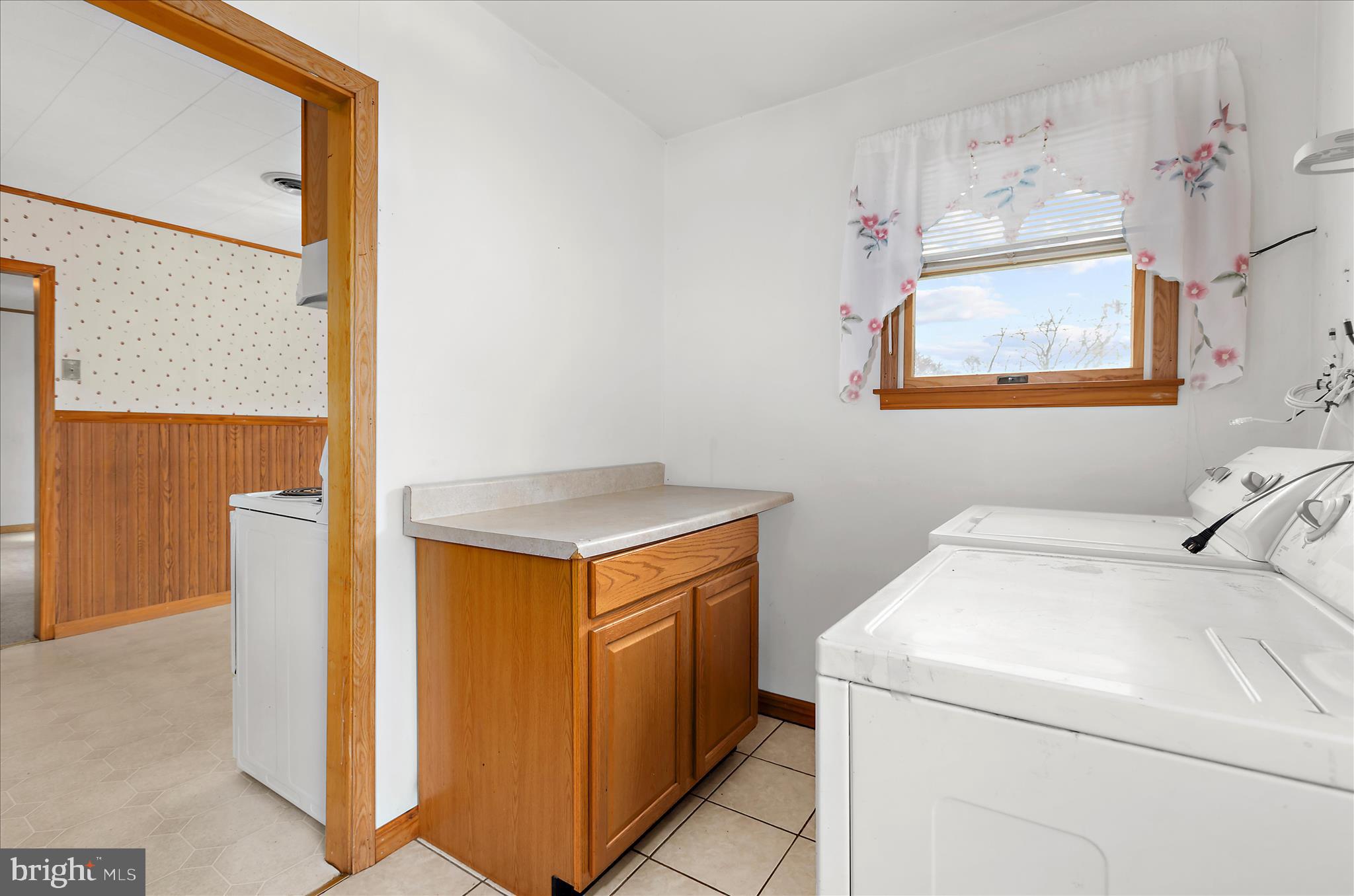 CLEARVIEW VILLAGE - Residential