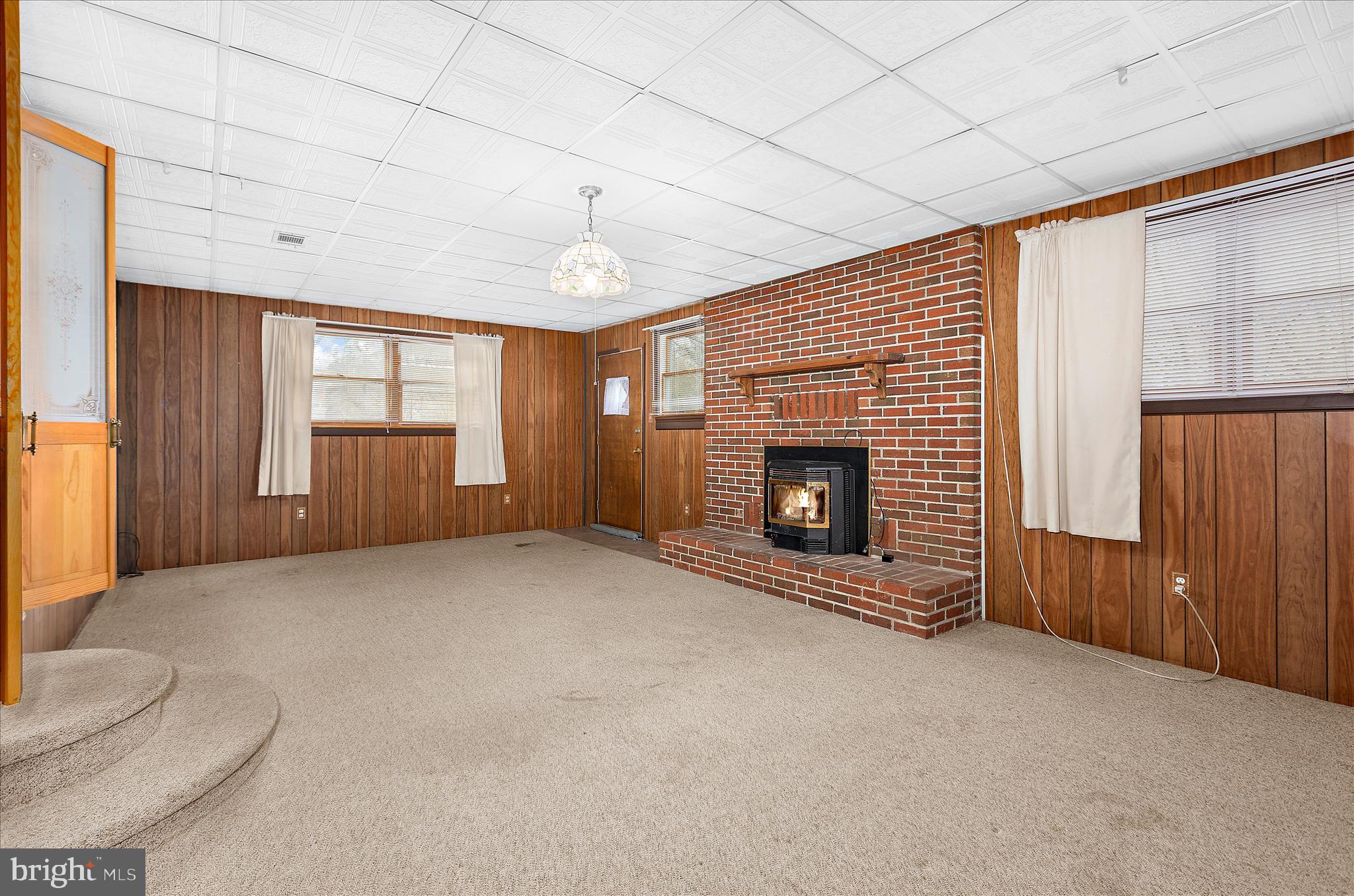 CLEARVIEW VILLAGE - Residential