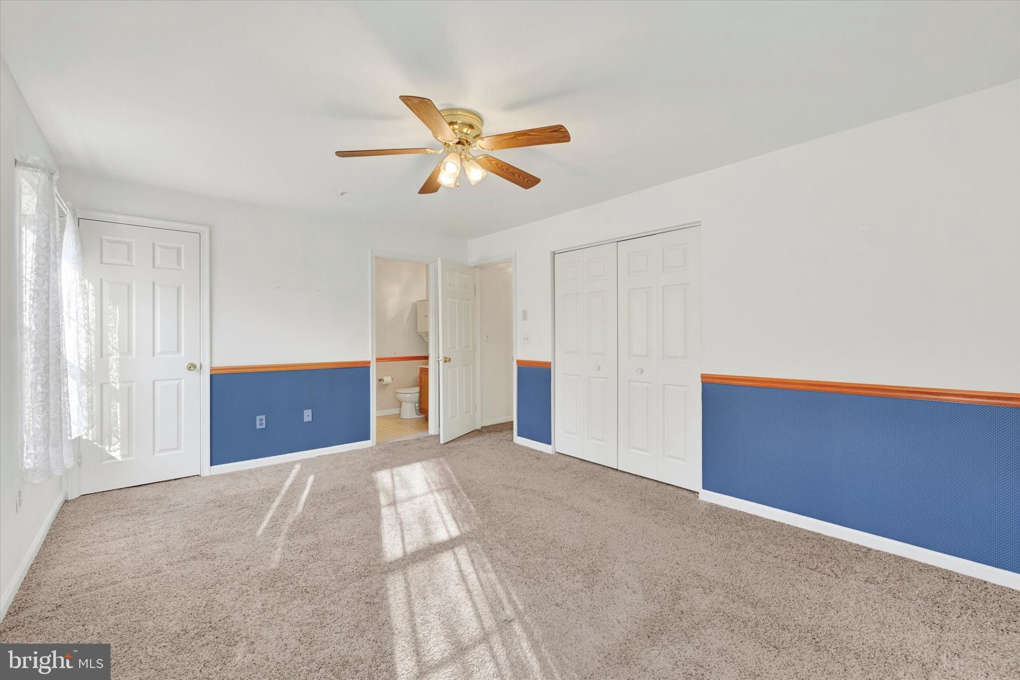 OAK LEAF VILLAS - Residential