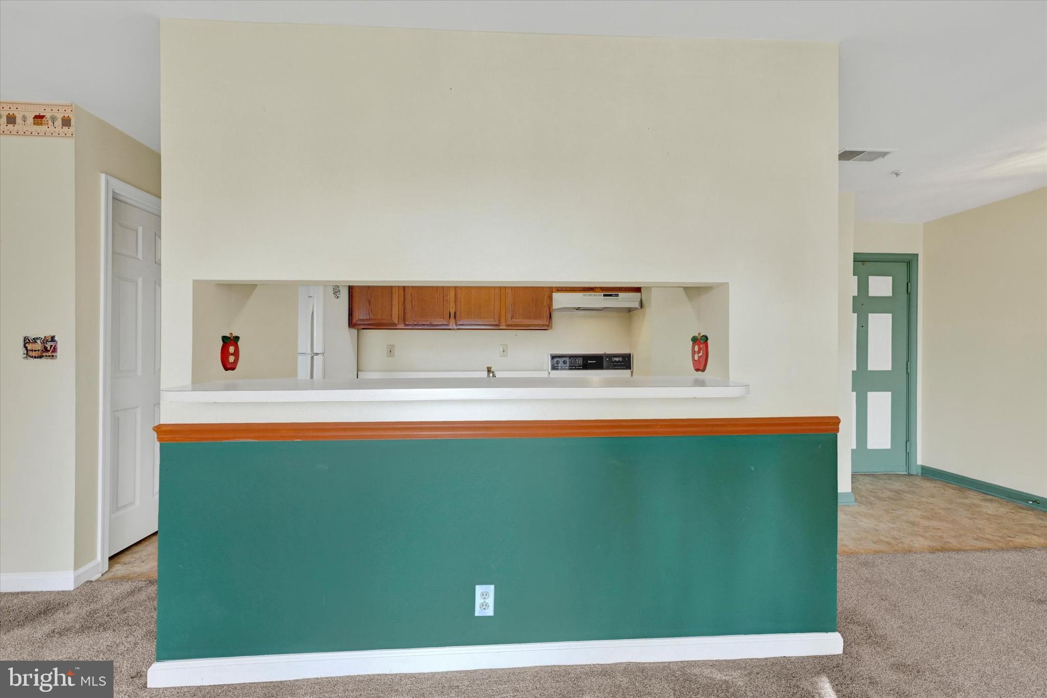 OAK LEAF VILLAS - Residential