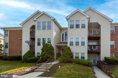 Condo For Sale - 200 Juneberry Way #2C<br/> GLEN BURNIE, MD 21061