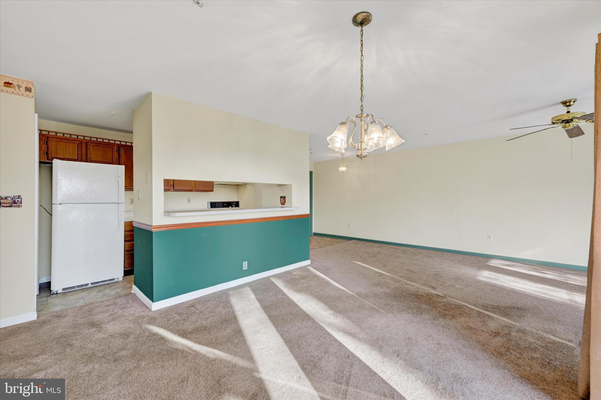 OAK LEAF VILLAS - Residential