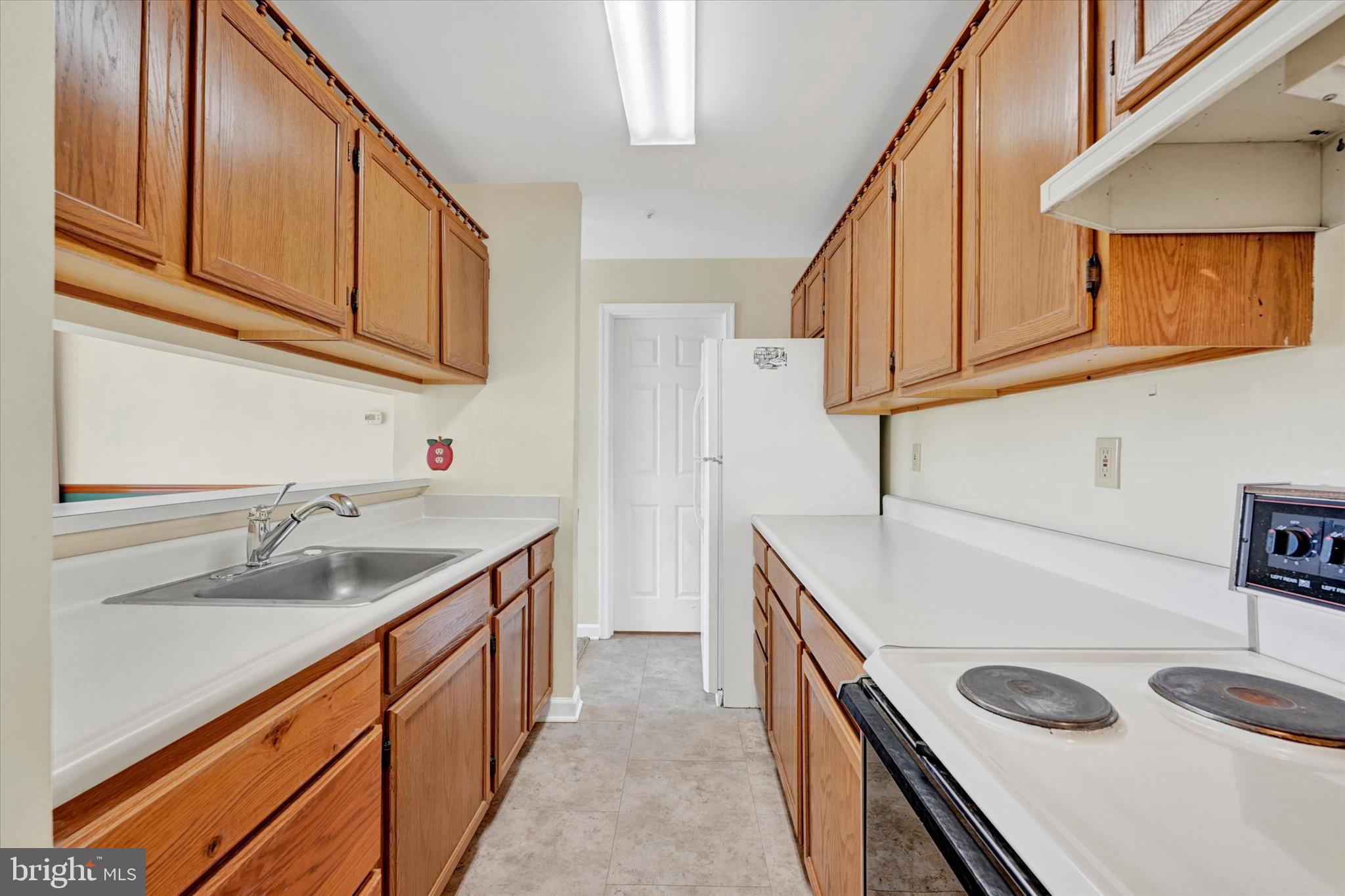 OAK LEAF VILLAS - Residential