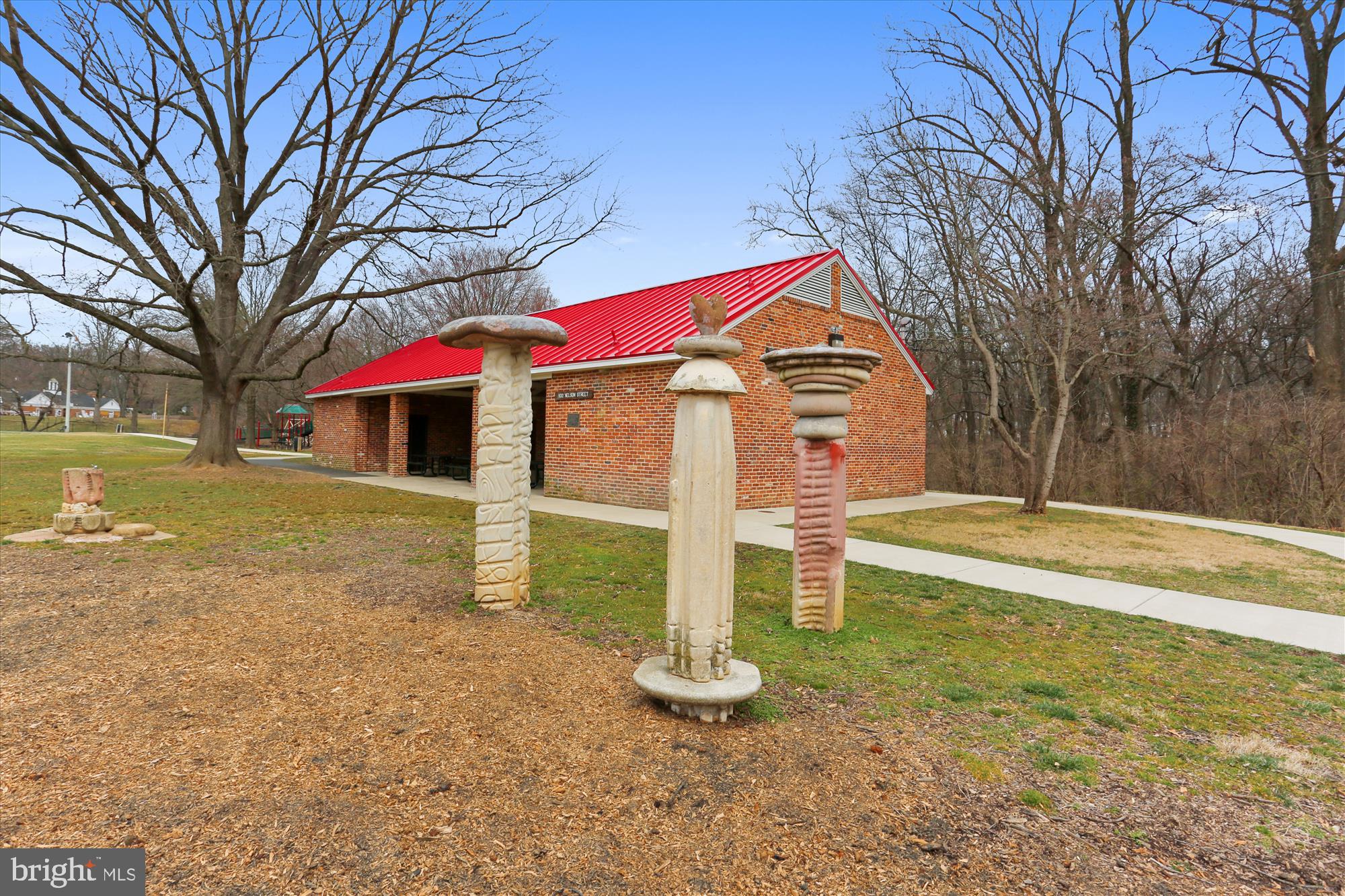 REGENT SQUARE - Residential