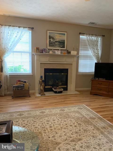 CROSS CREEK VILLAGE - Residential