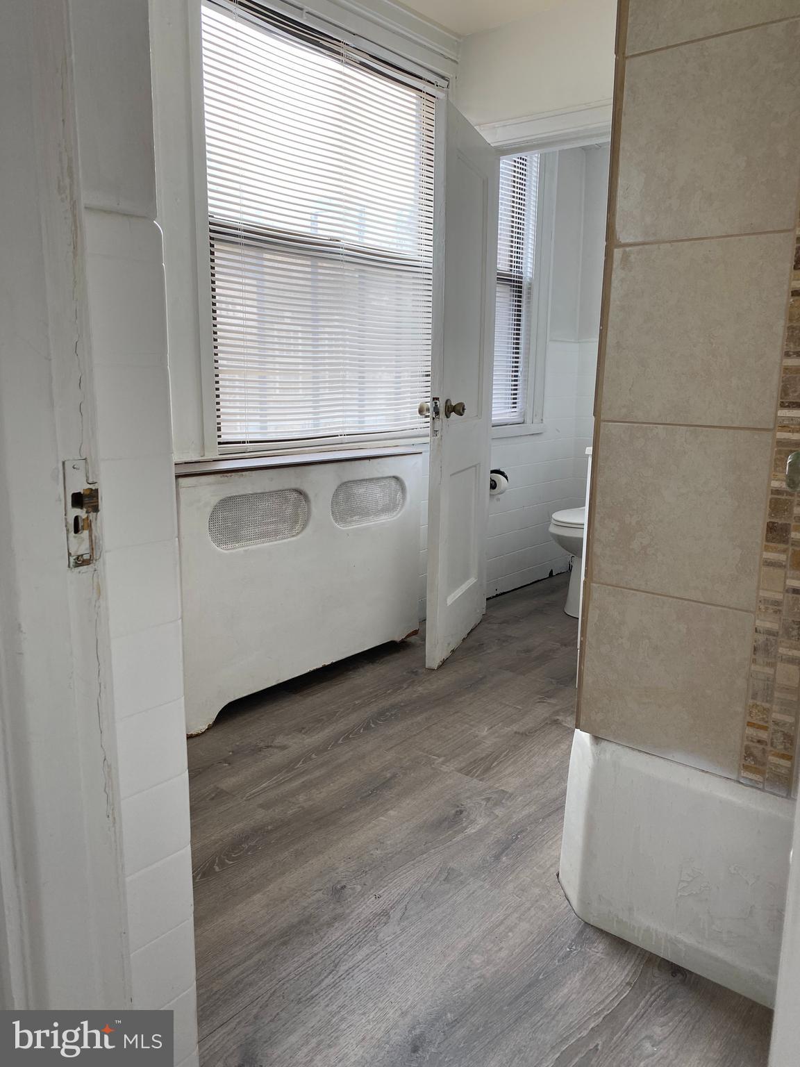 AVENUE OF THE ARTS - Residential Lease