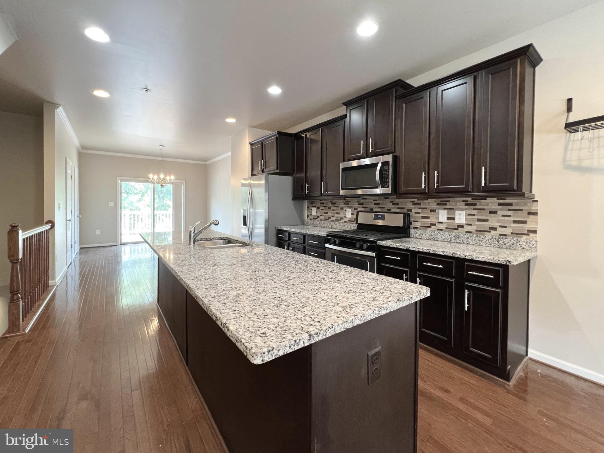 SEVERN HOLLOW - Residential Lease