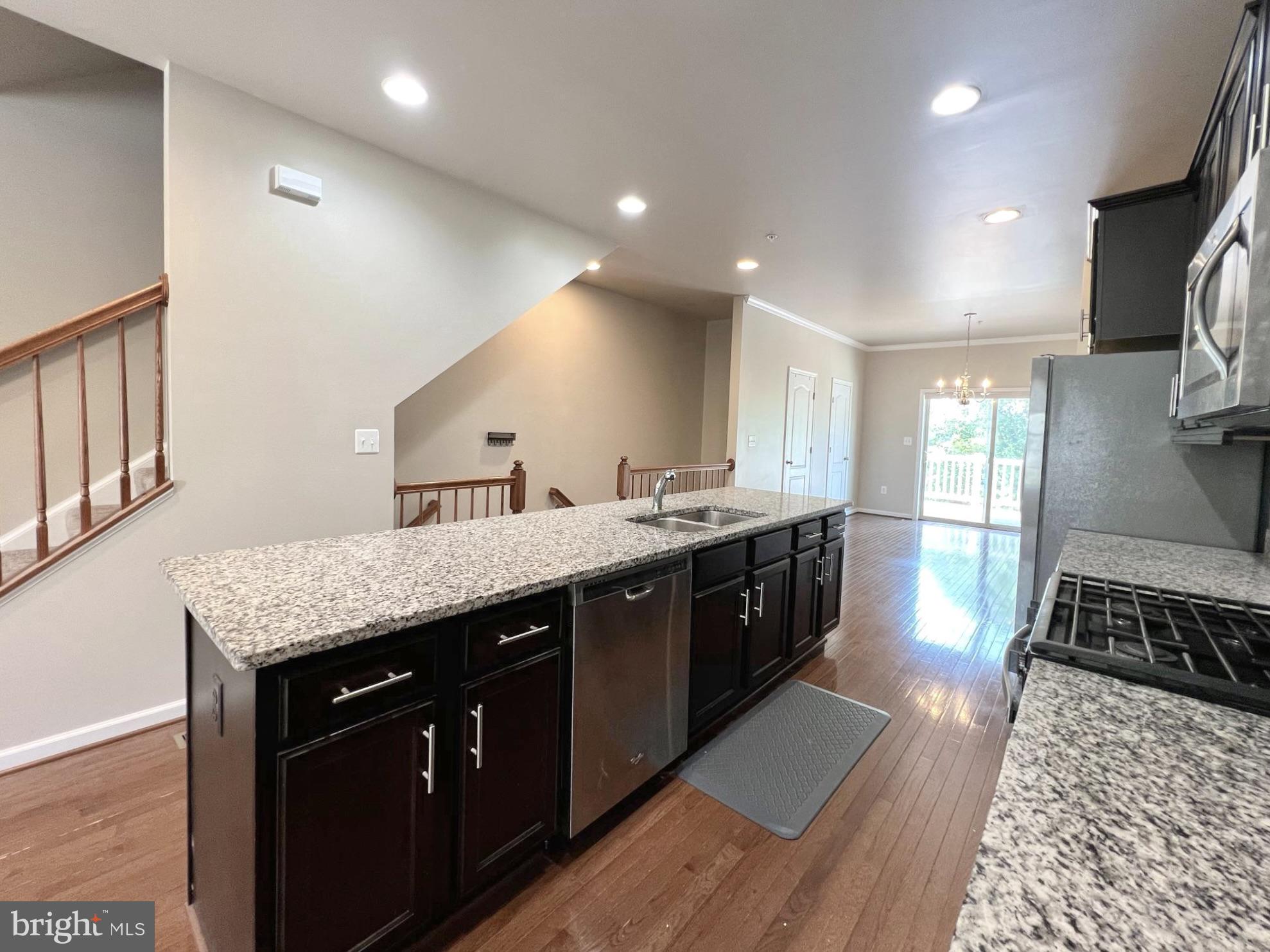 SEVERN HOLLOW - Residential Lease