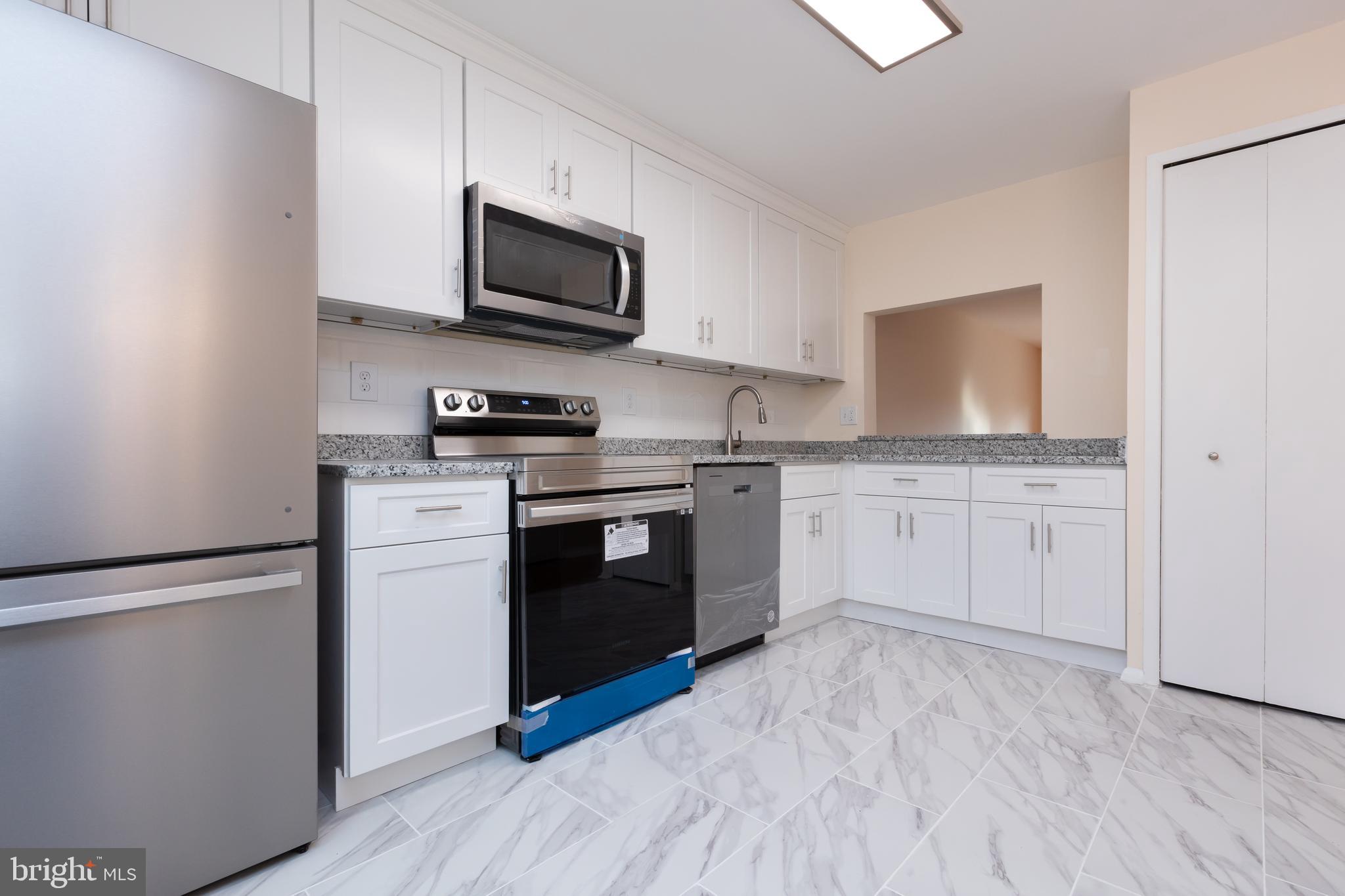 HUNTINGTON - Residential